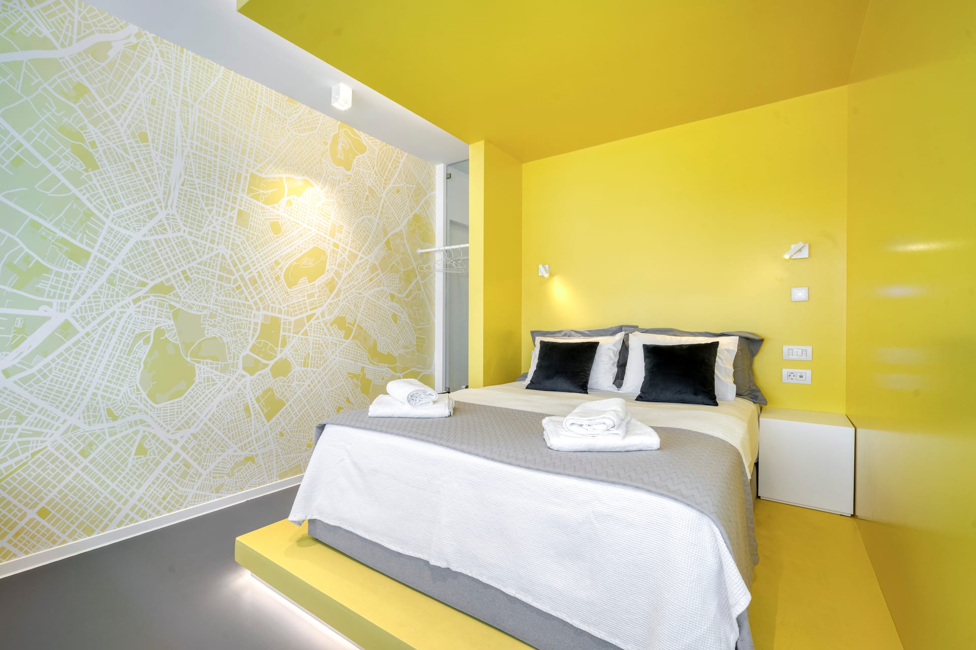 Athens Color Cube Luxury Apartments