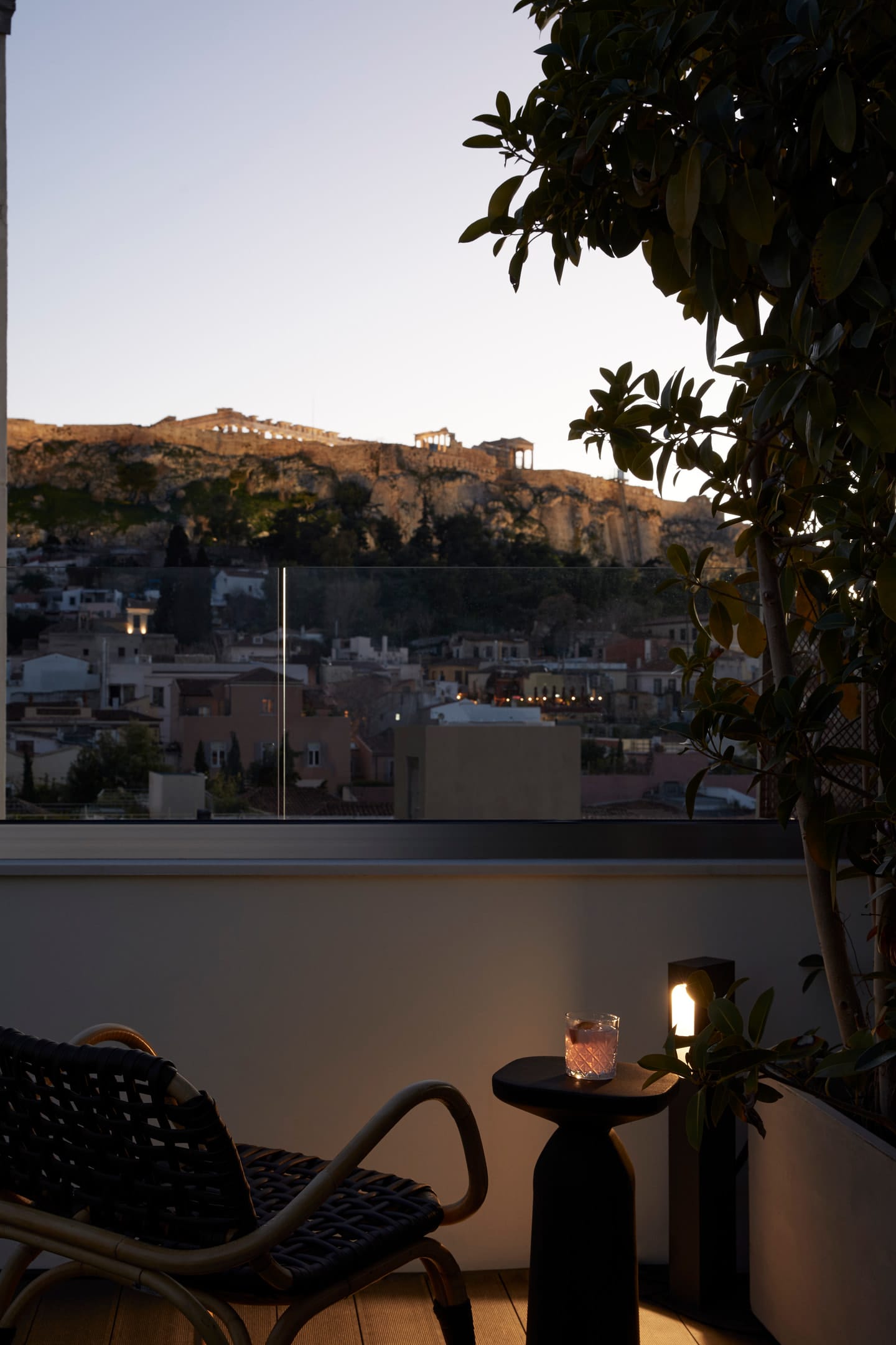 Athens Woo Suites