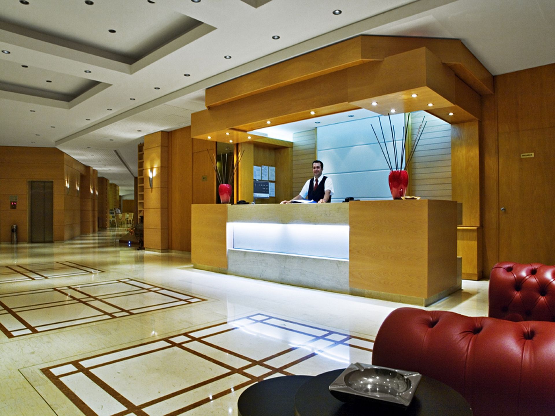 Athineon Hotel
