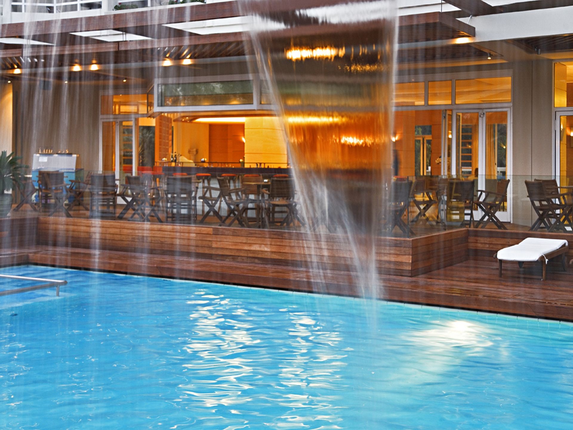 Athineon Hotel