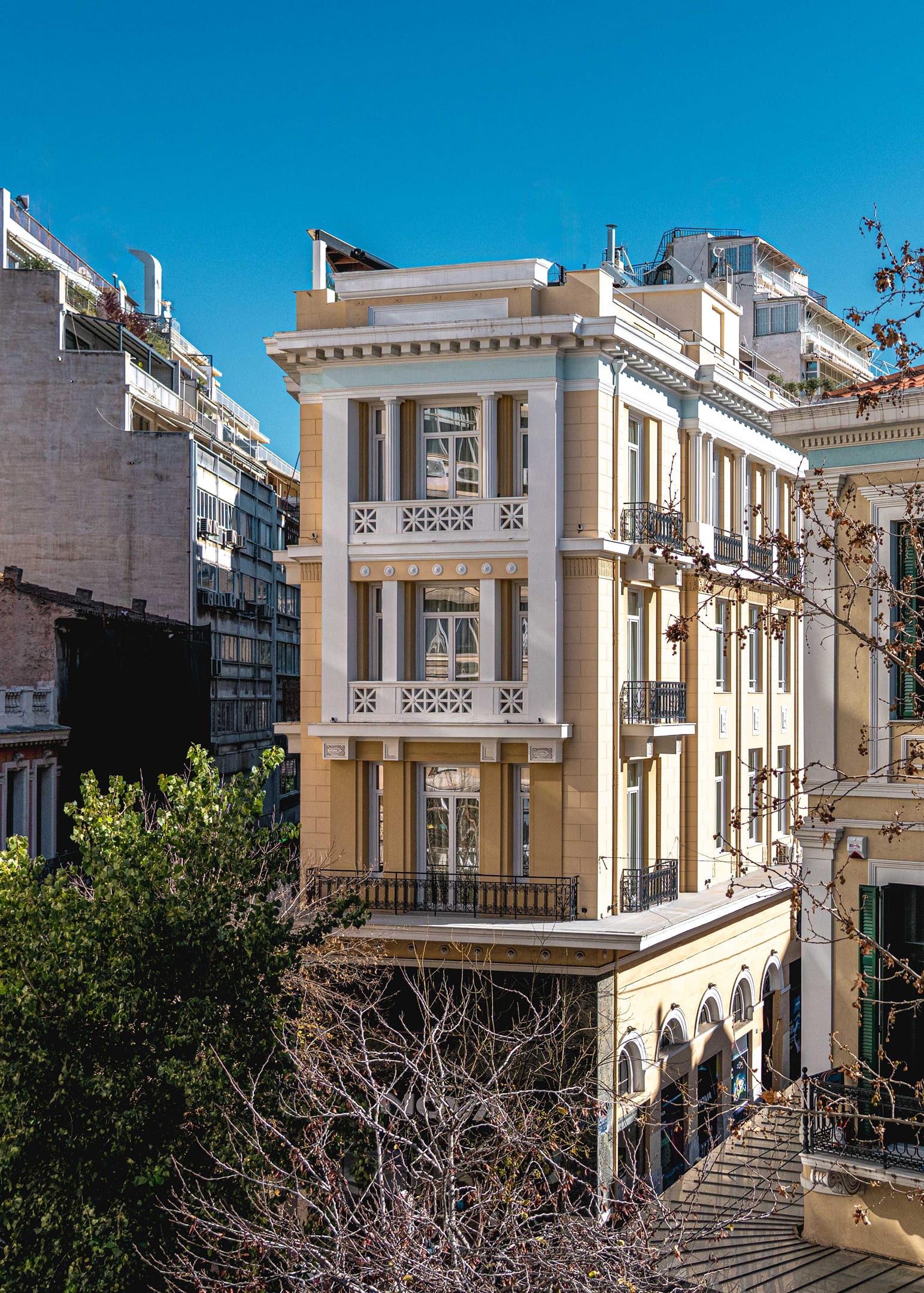 EV11 ATHENS