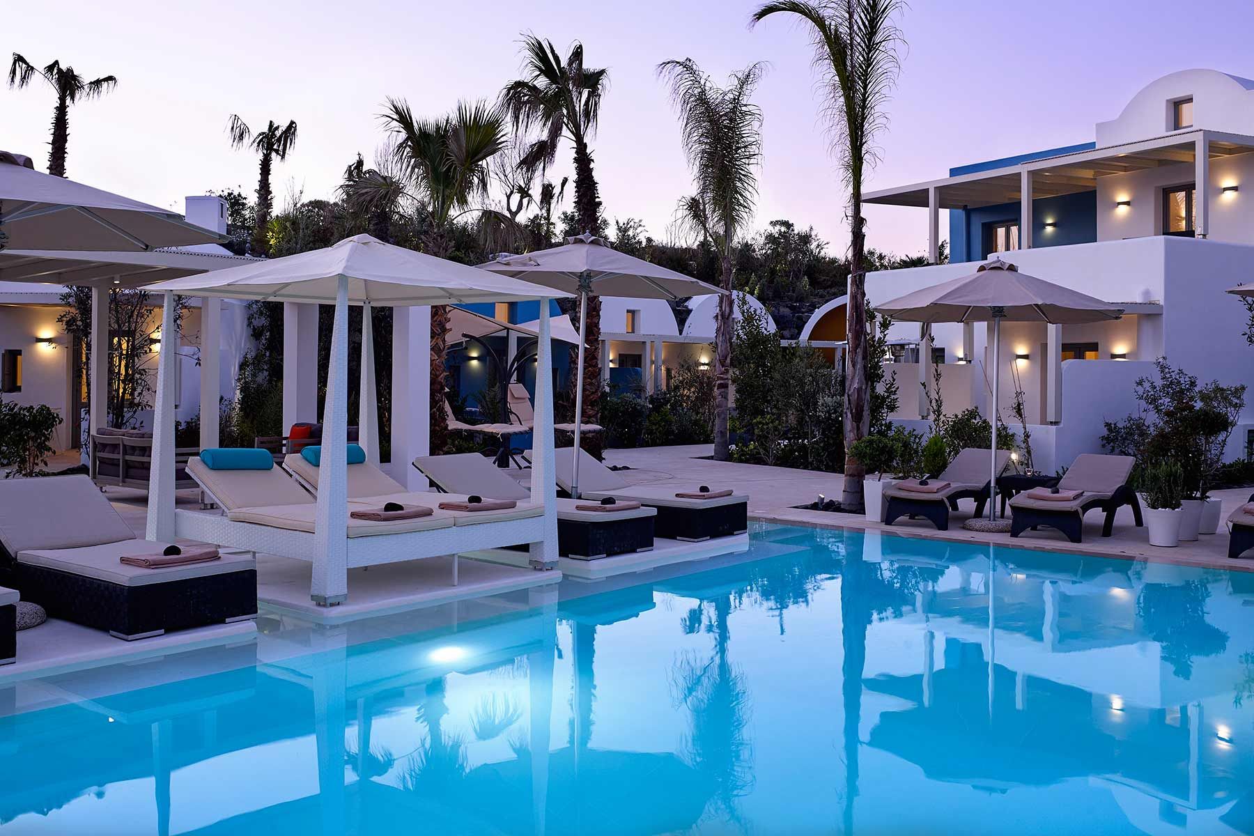 Aurora Luxury Suites Santorini