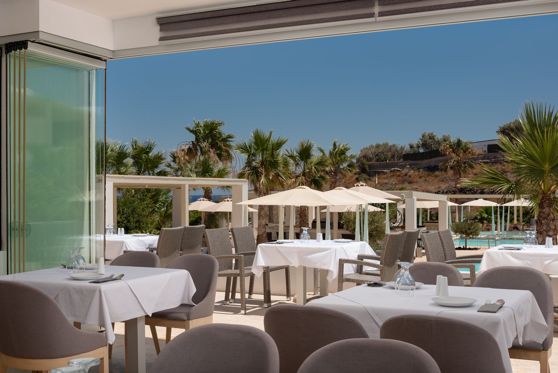 Aurora Luxury Suites Santorini