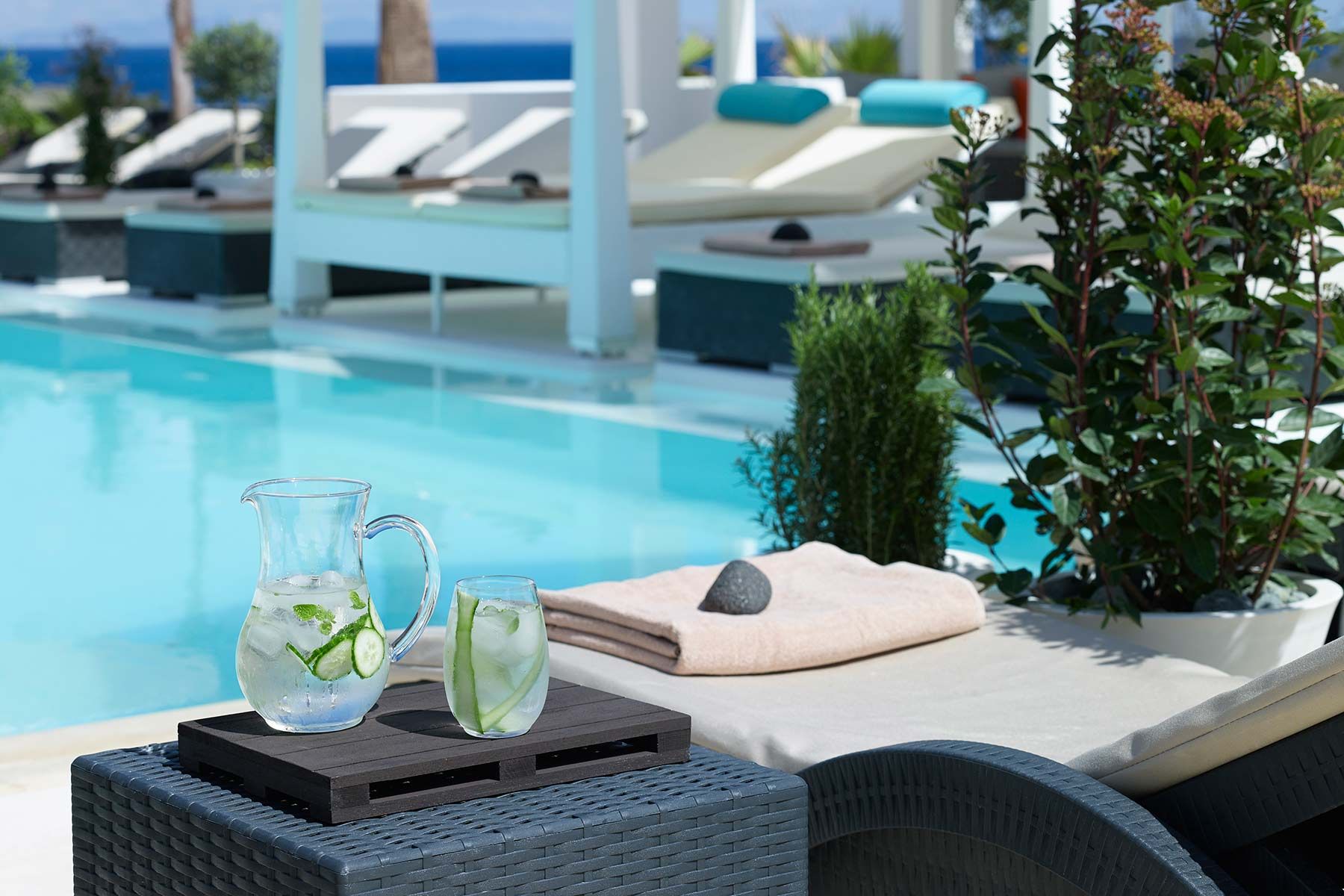Aurora Luxury Suites Santorini