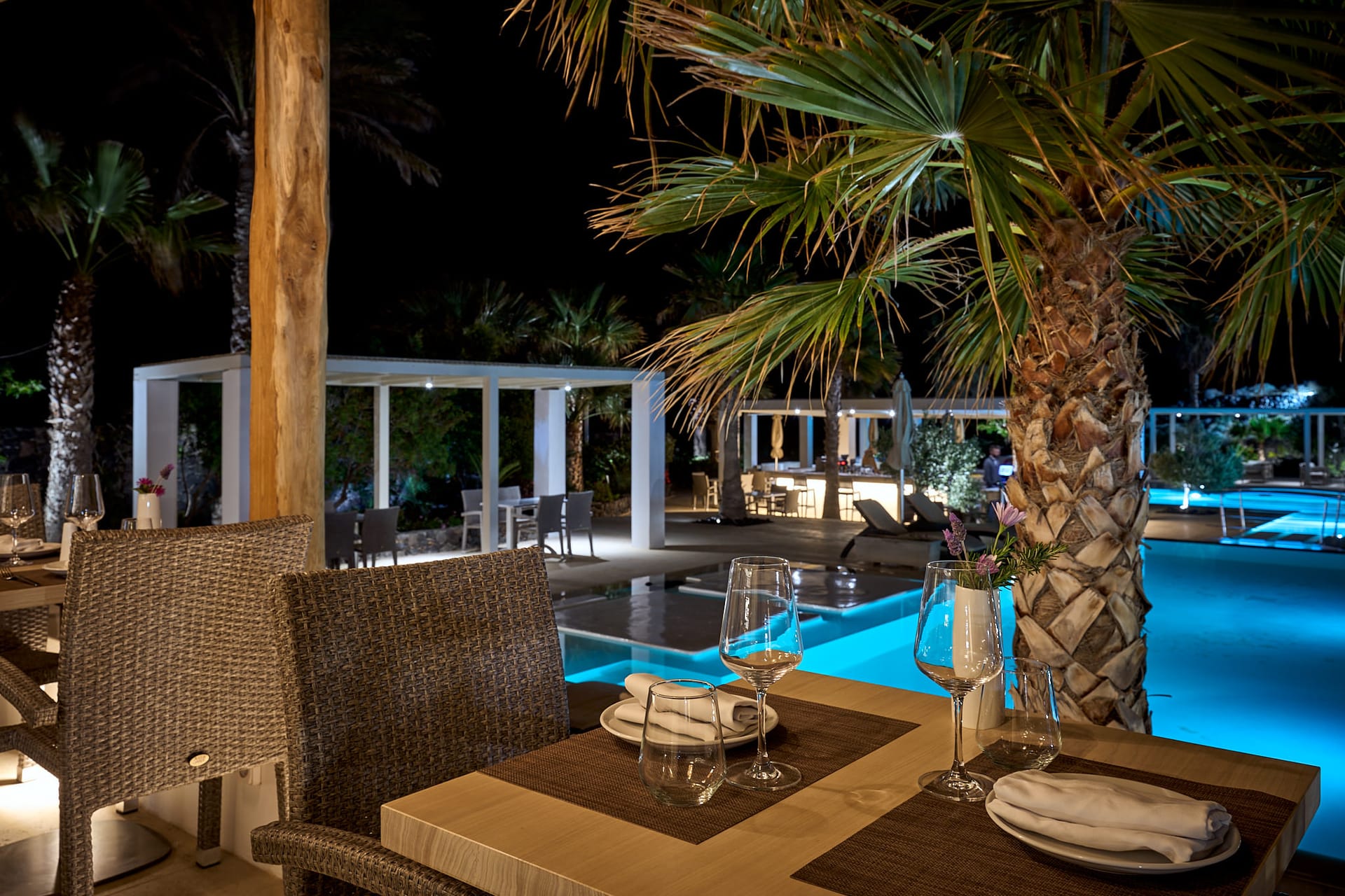 Aurora Luxury Suites Santorini