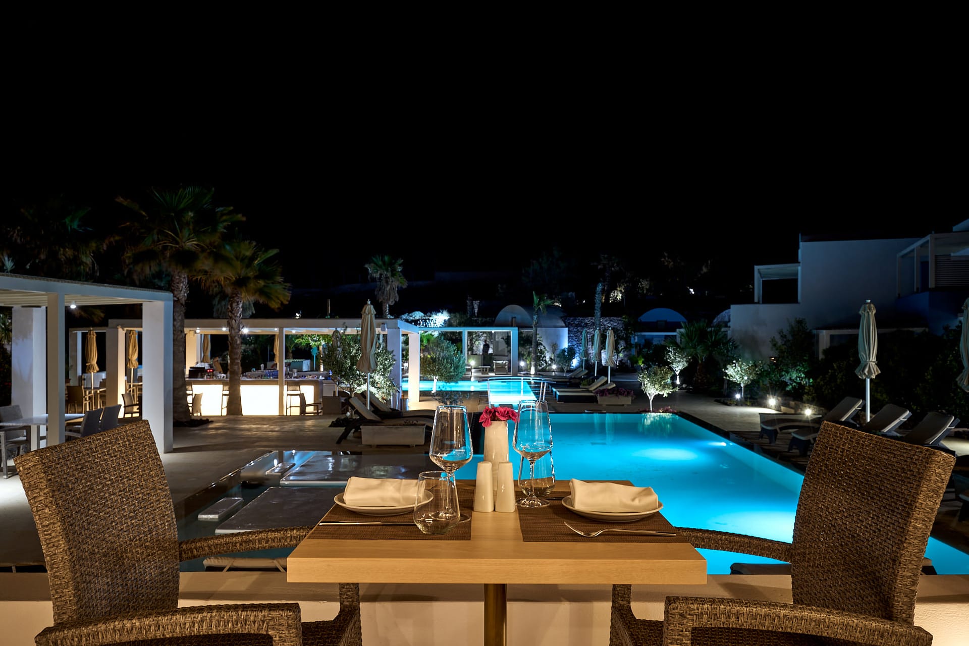 Aurora Luxury Suites Santorini