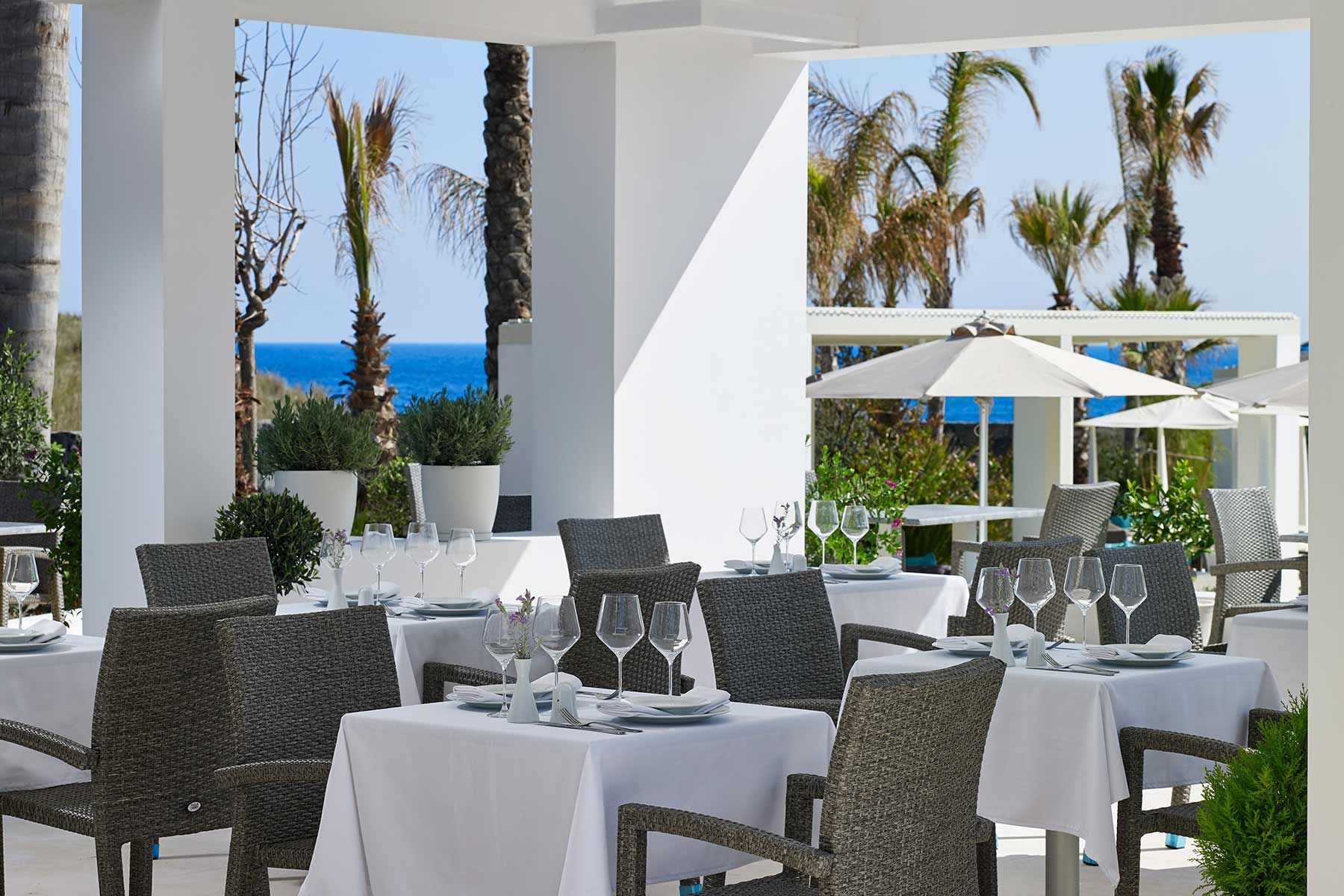 Aurora Luxury Suites Santorini