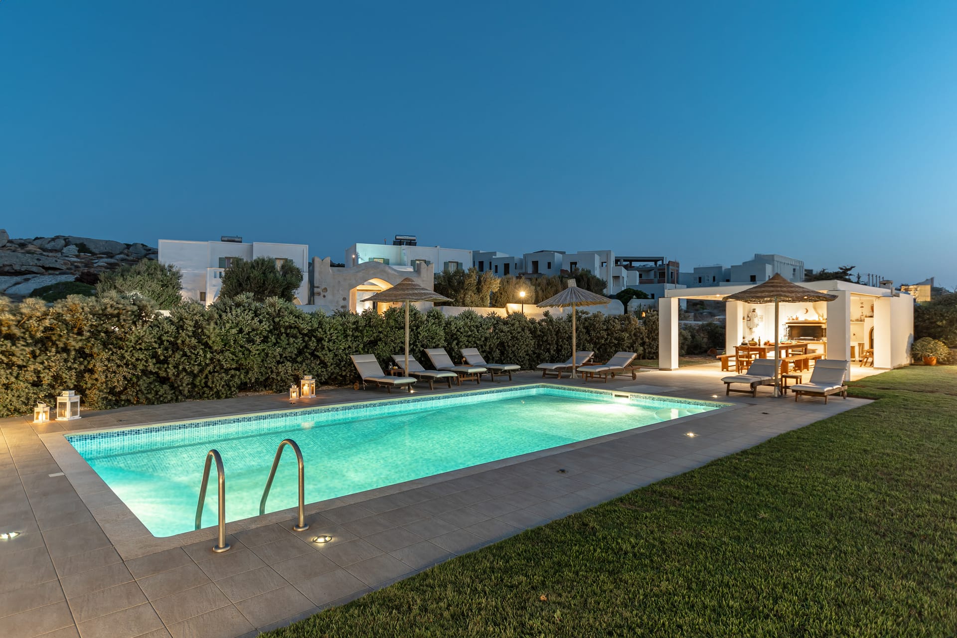 Aurora Villas