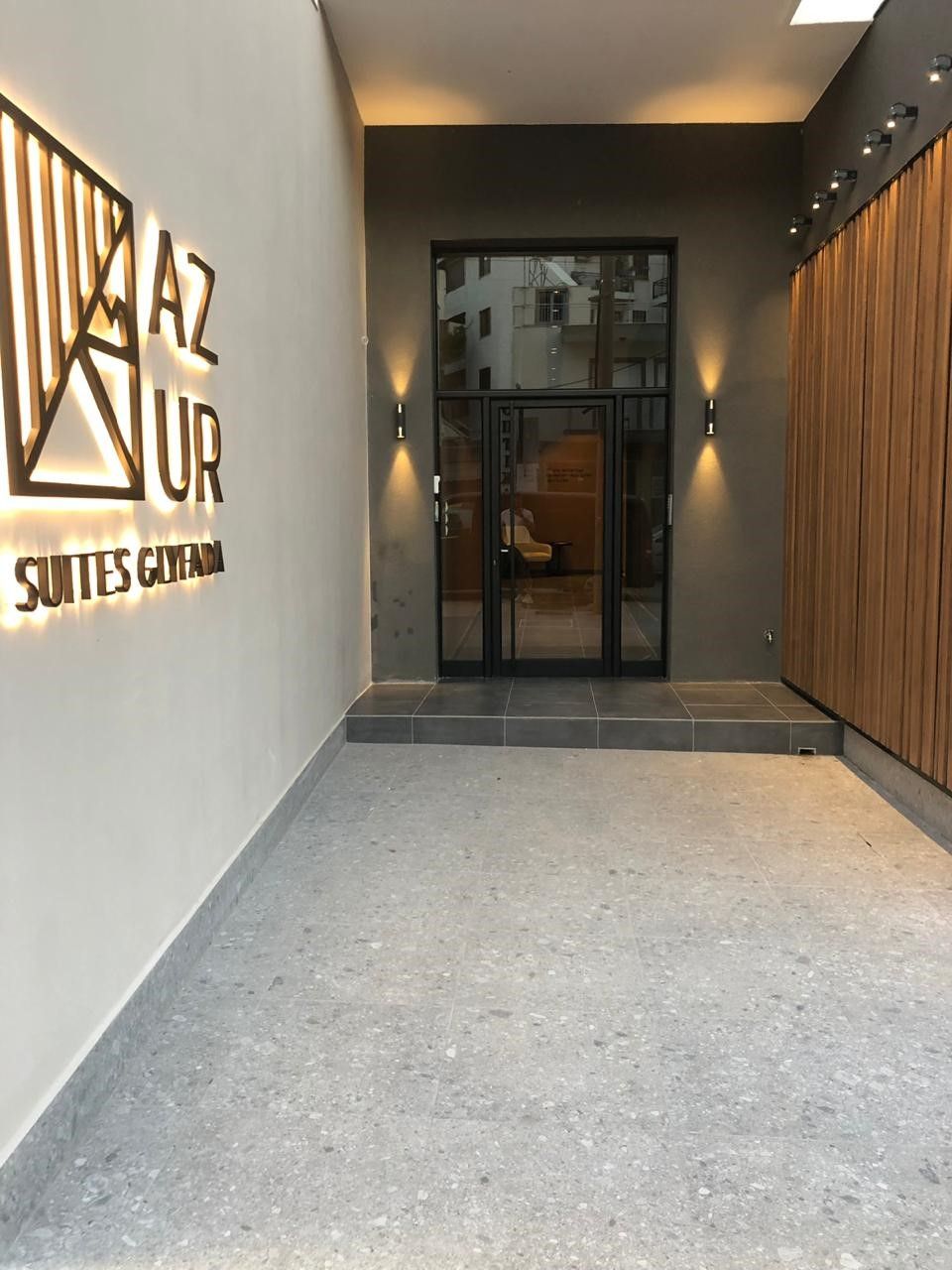 Azur Suites Glyfada
