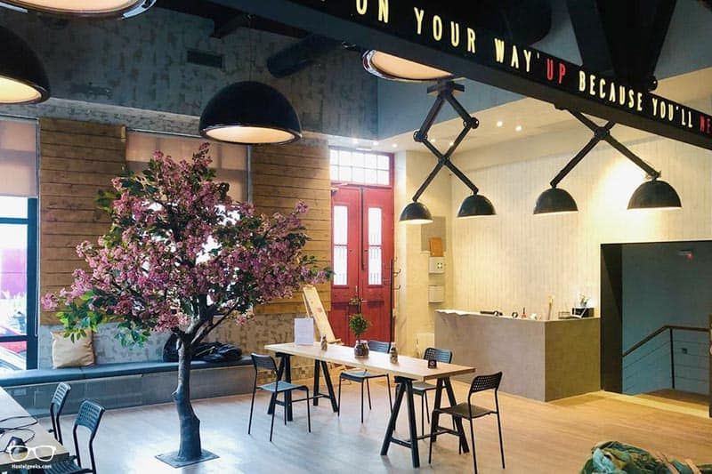 OLD – Iconic Athens Hostel
