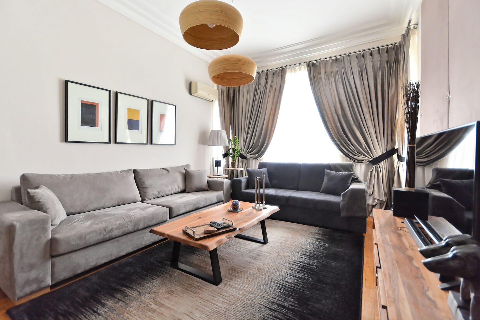 Bill & John Apartments & Villas
