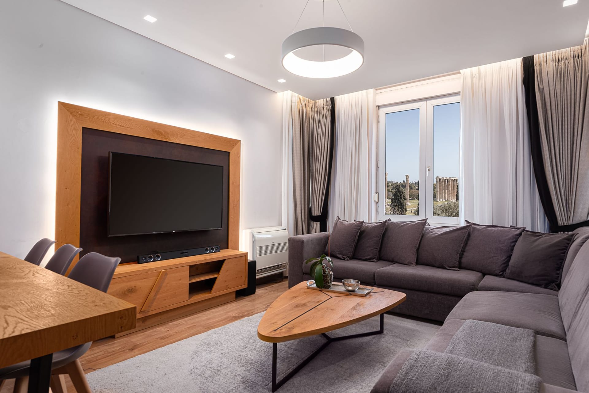 Bill & John Apartments & Villas