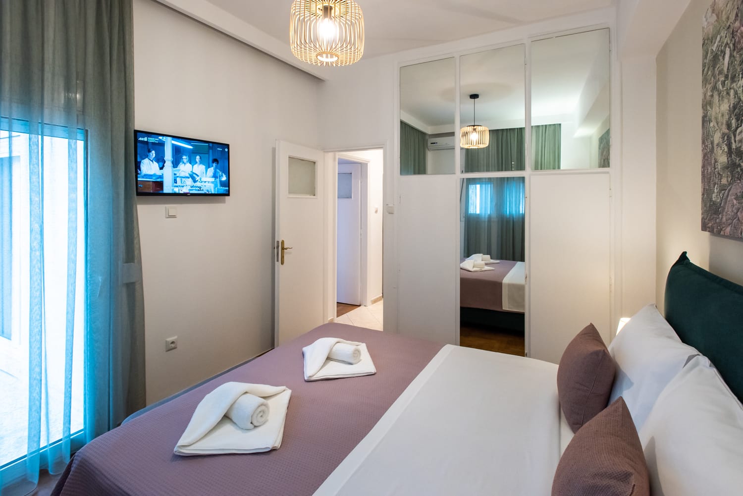 Blue Ark Boho Stay at Acropolis