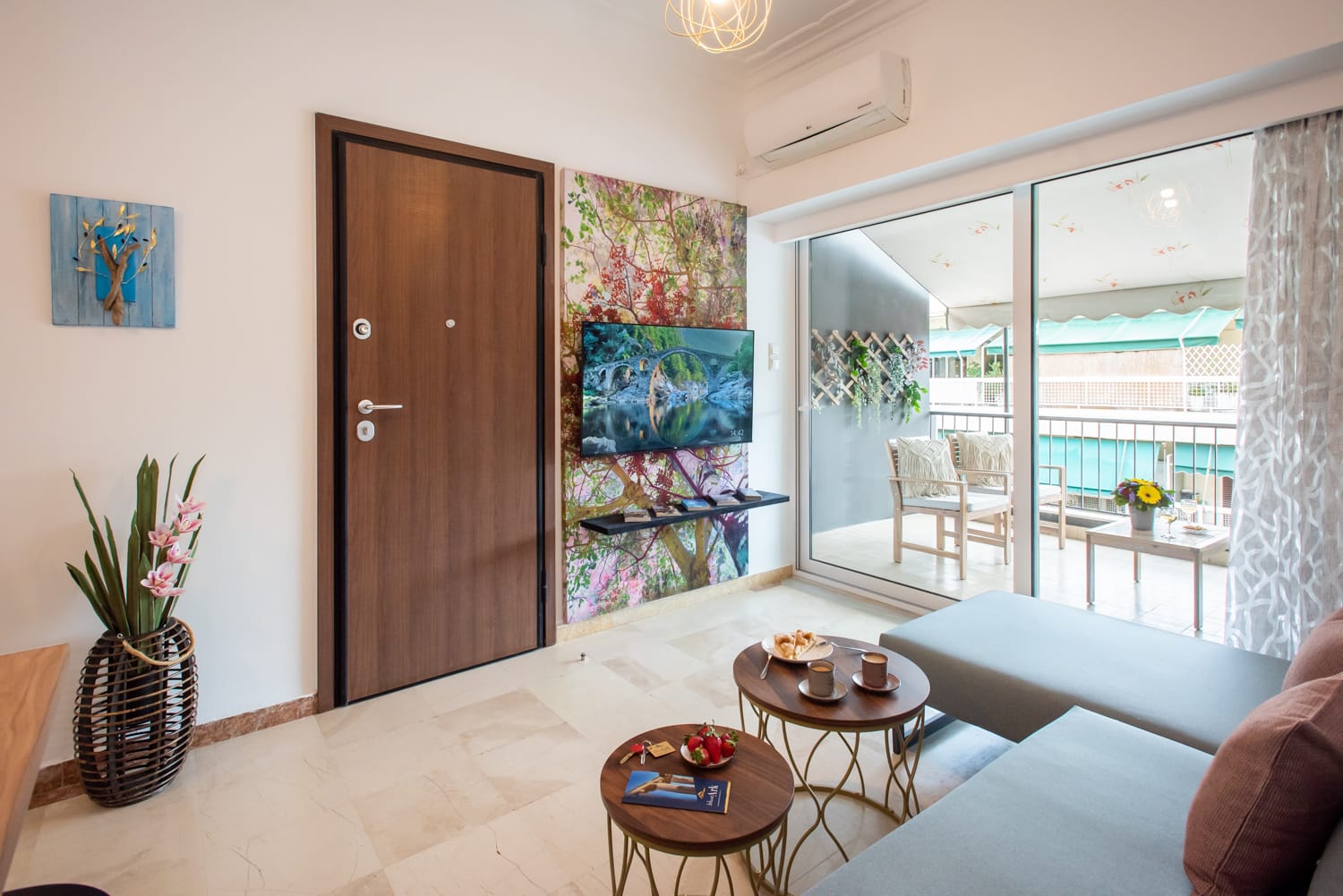 Blue Ark Boho Stay at Acropolis
