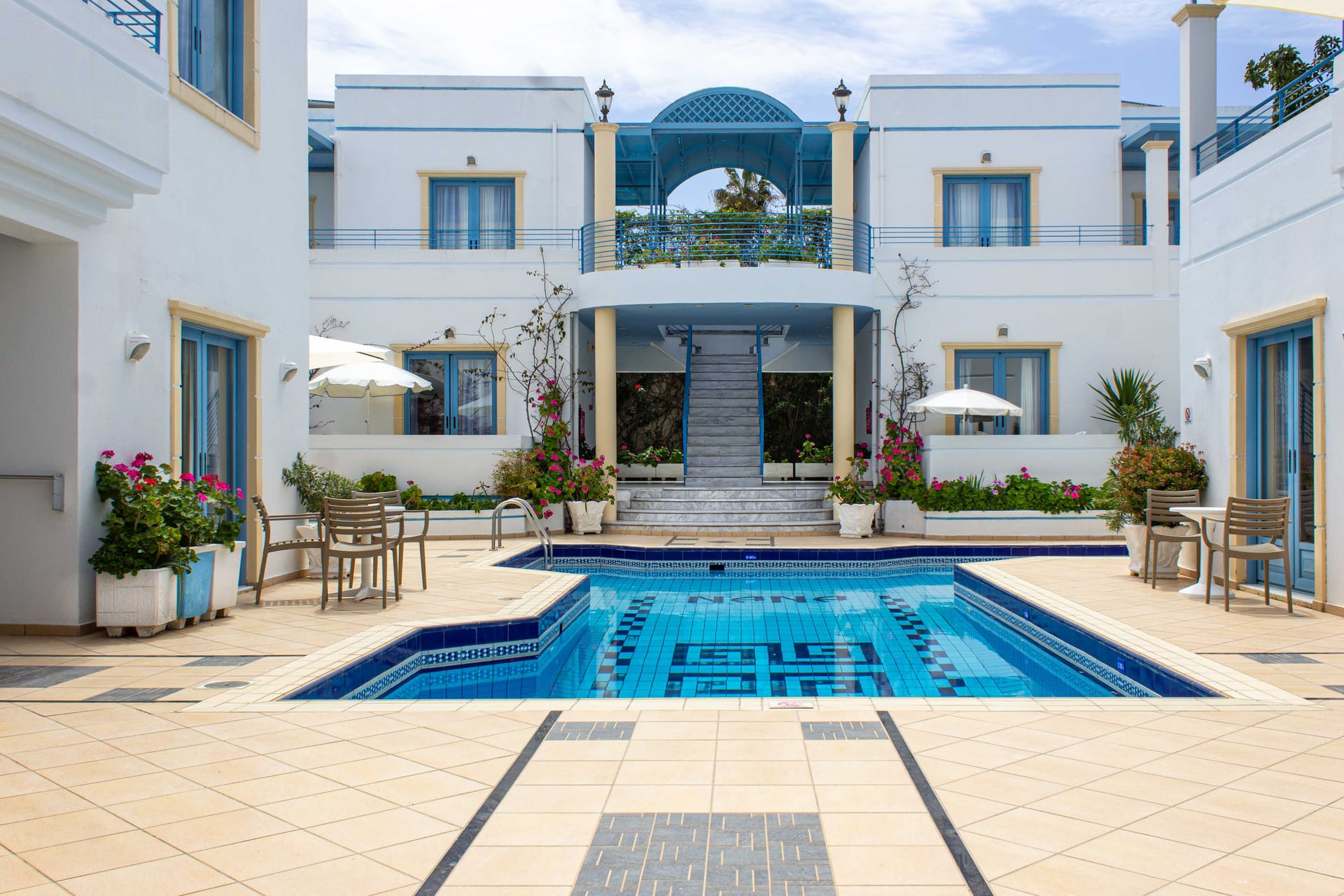 Bluecalm Hotel Chania