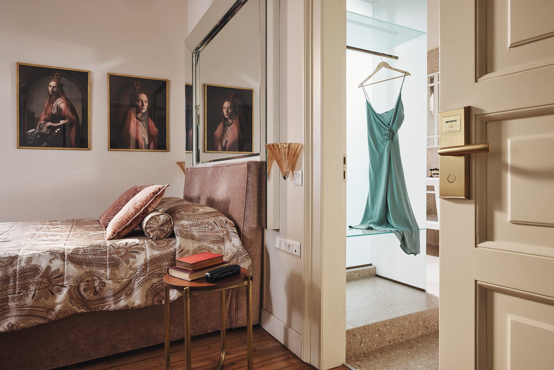 Bohemian Suites Athens – Maison Hotel  Adults Only