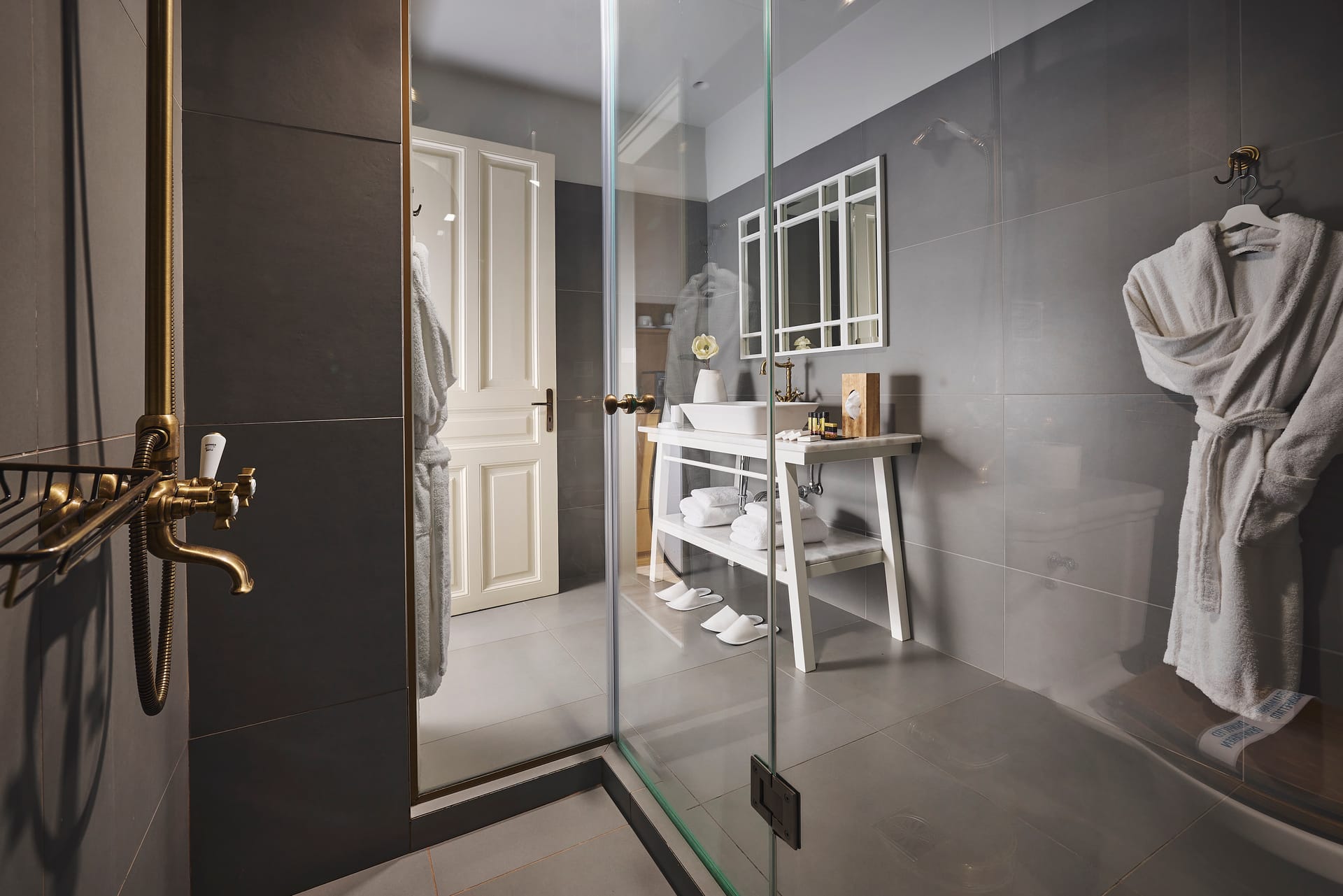Bohemian Suites Athens – Maison Hotel  Adults Only
