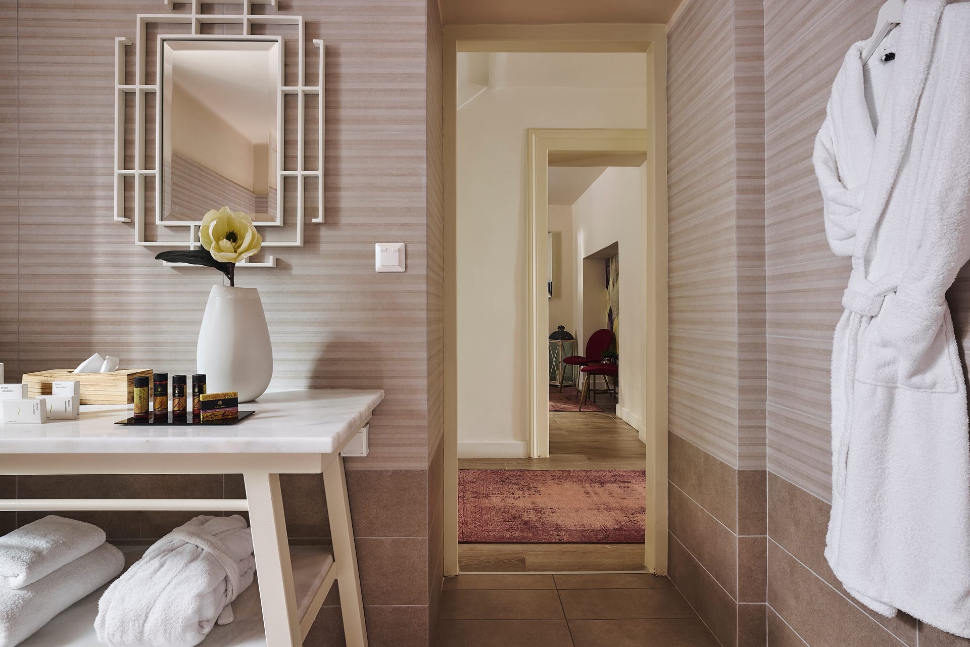 Bohemian Suites Athens – Maison Hotel  Adults Only