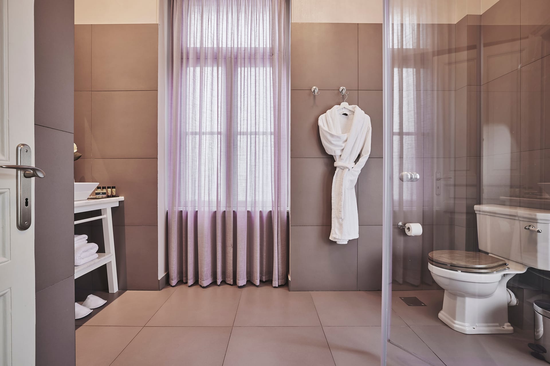 Bohemian Suites Athens – Maison Hotel  Adults Only