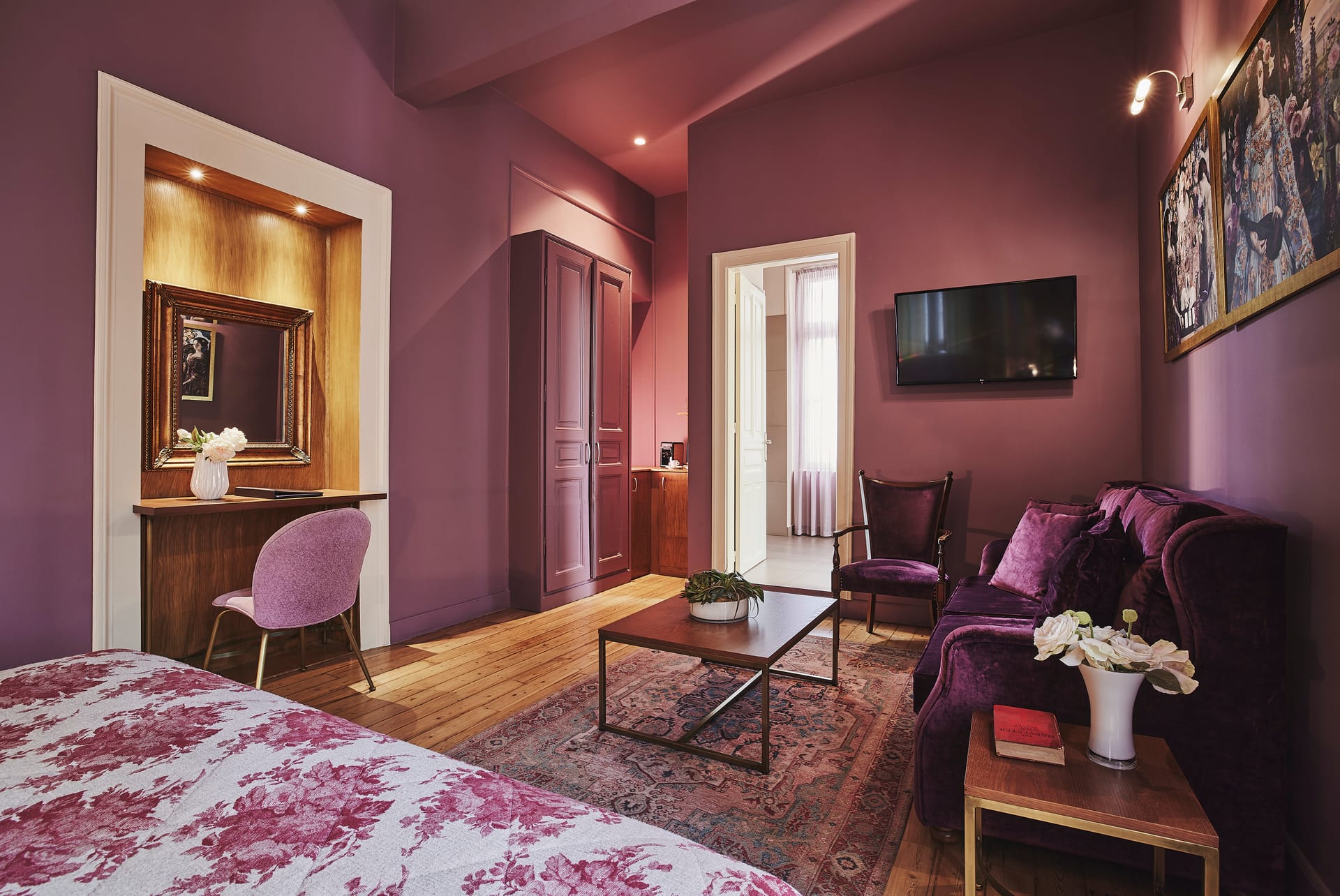 Bohemian Suites Athens – Maison Hotel  Adults Only