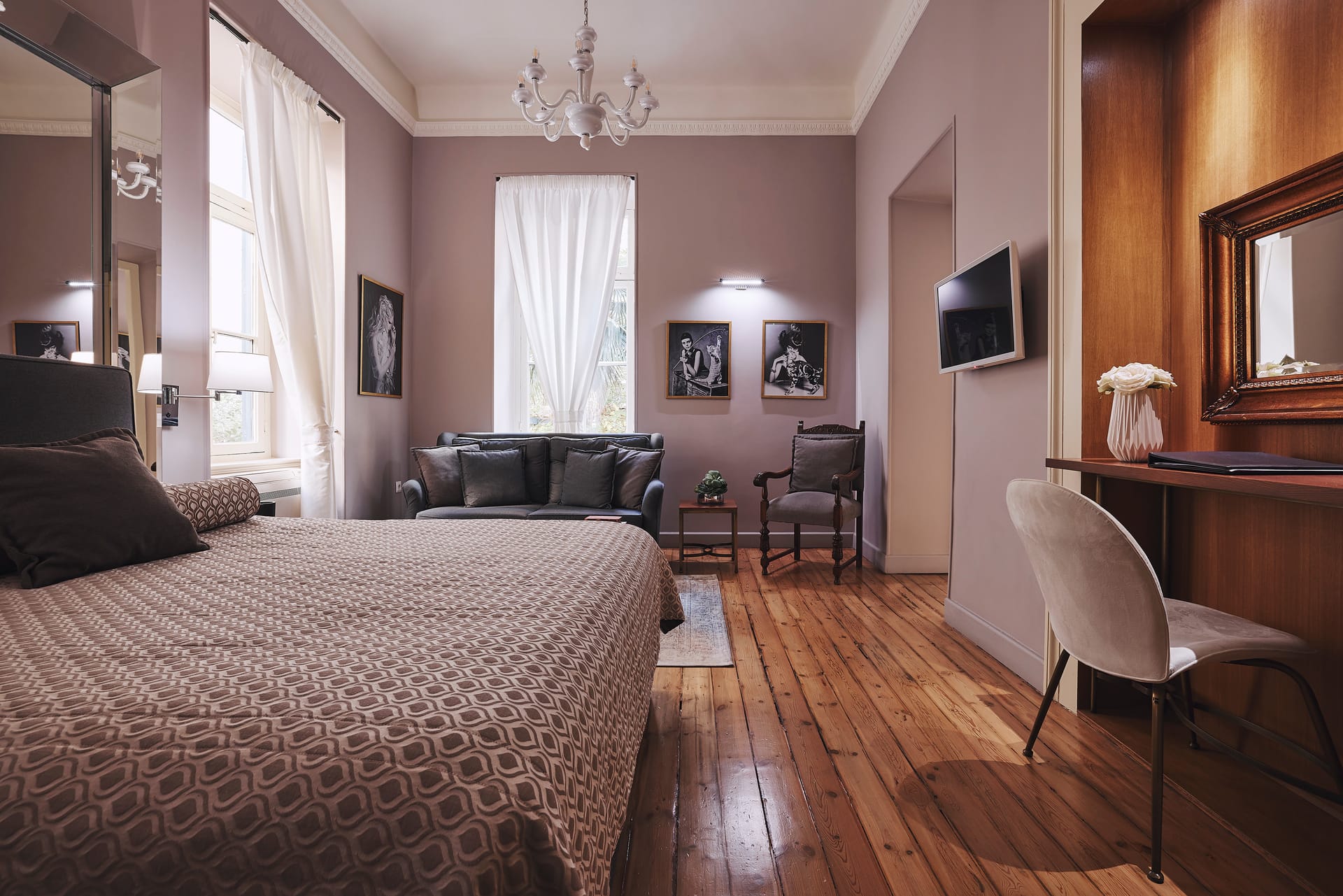 Bohemian Suites Athens – Maison Hotel  Adults Only