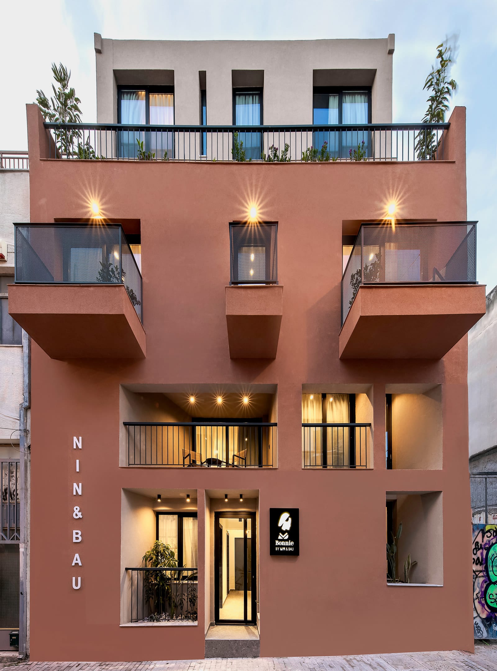 OLD – Bonnie Athens Hotel by Nin&Bau