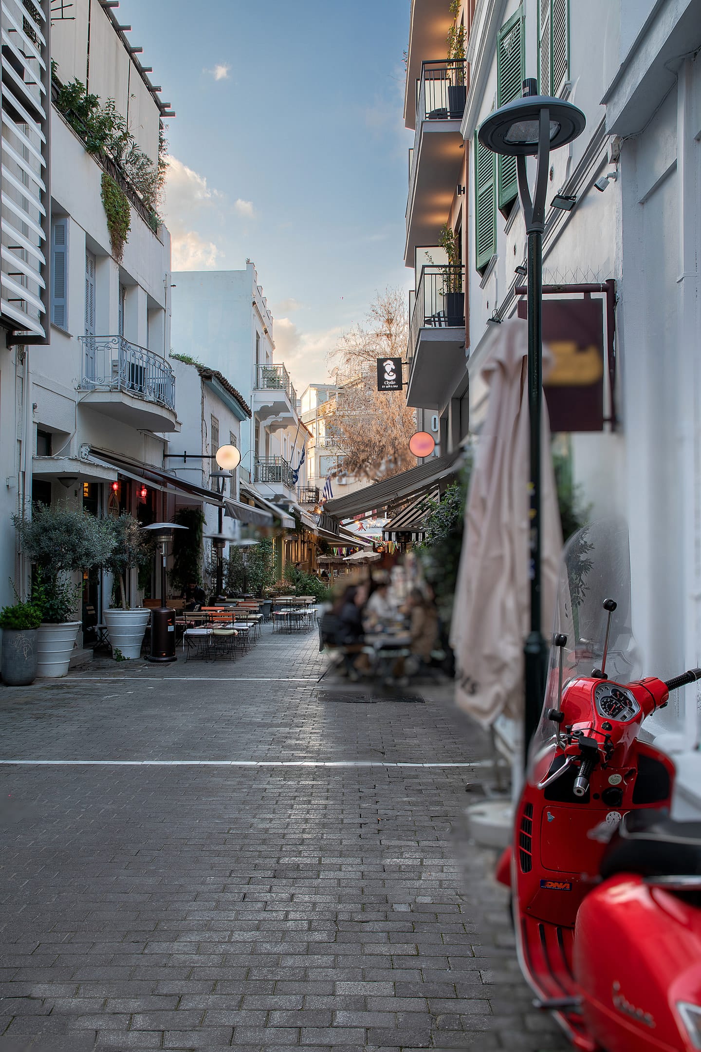 Bonnie Athens Hotel by Nin&Bau