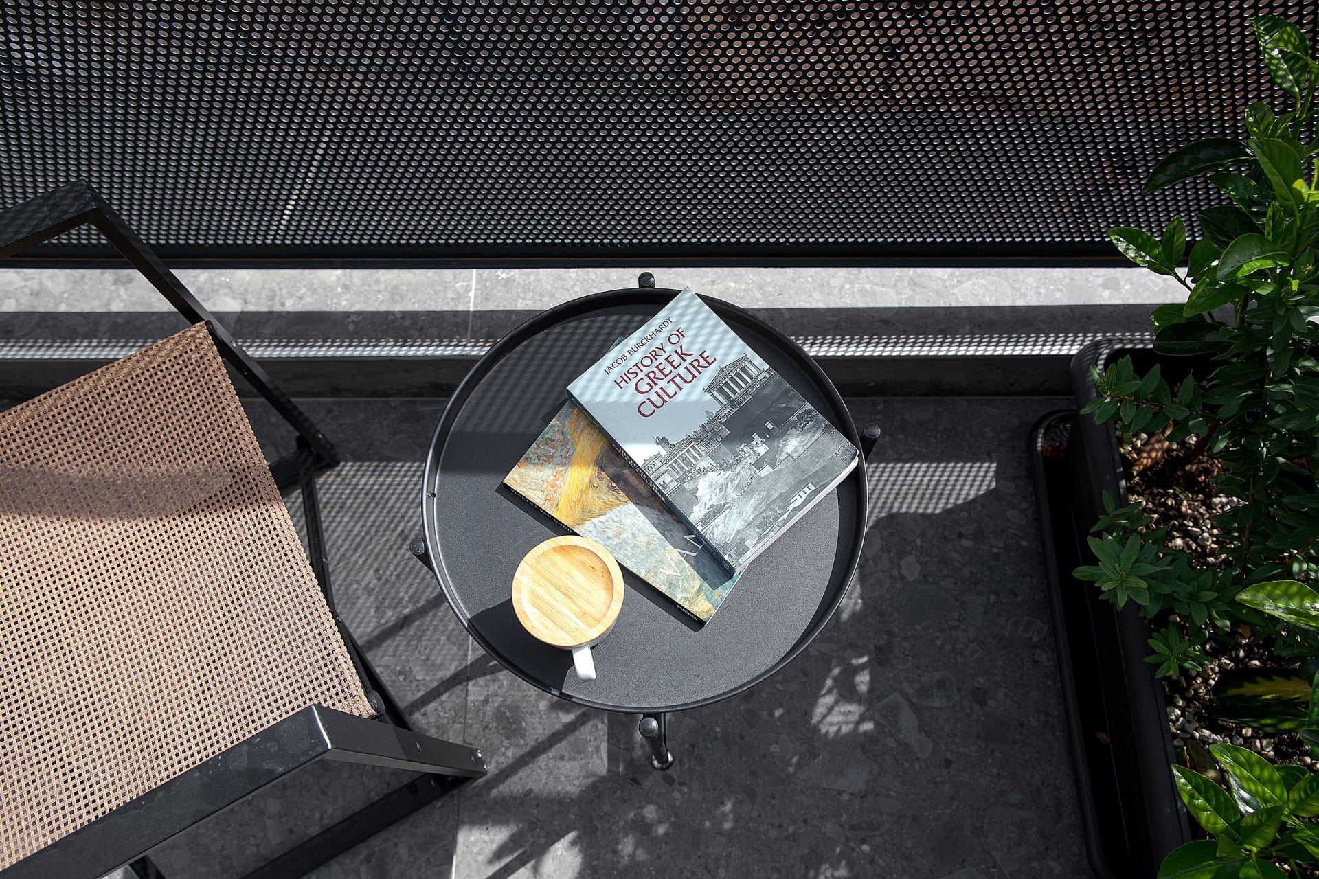 Bonnie Athens Hotel by Nin&Bau