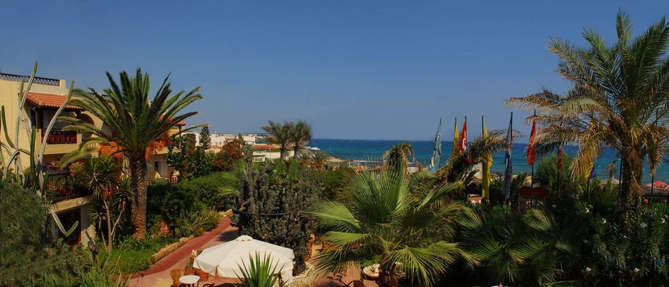 Cactus Beach Hotel