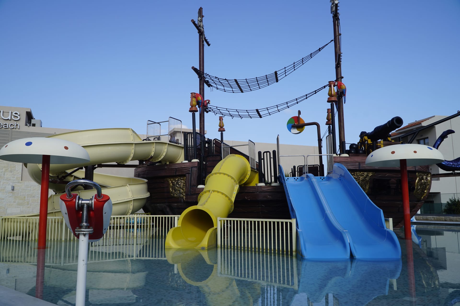 Cactus Beach Hotel