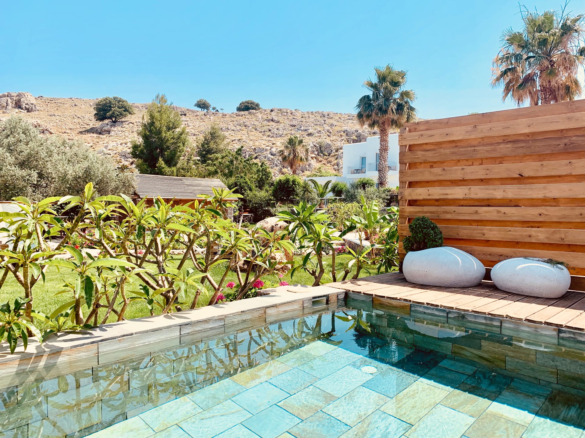 Caesars Gardens Hotel & Spa