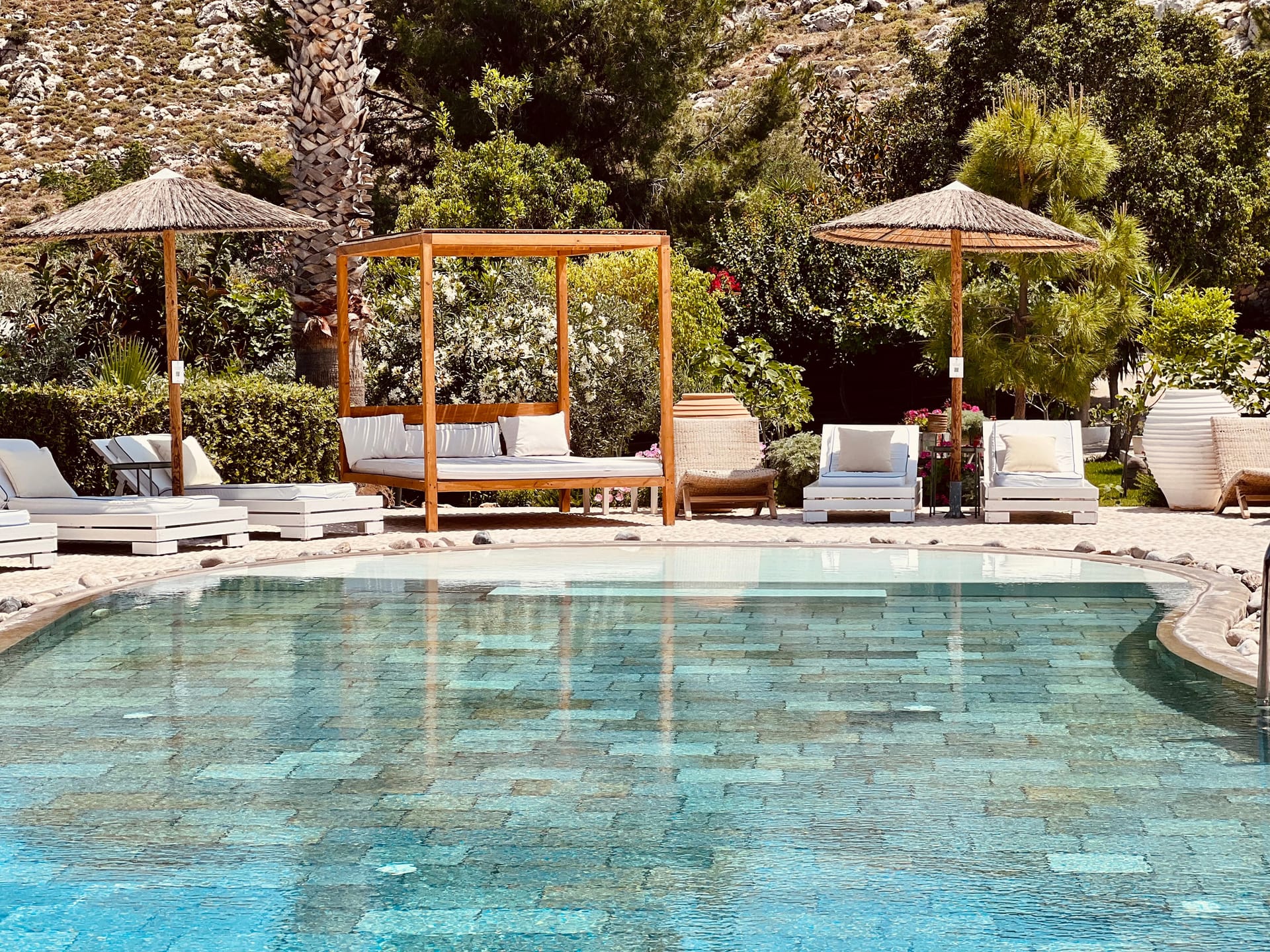 Caesars Gardens Hotel & Spa