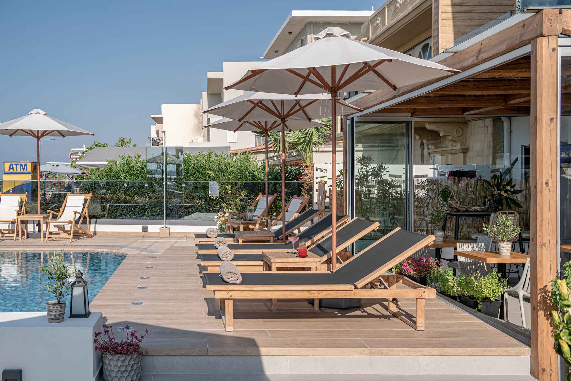 Calla Luxury Seafront Suites