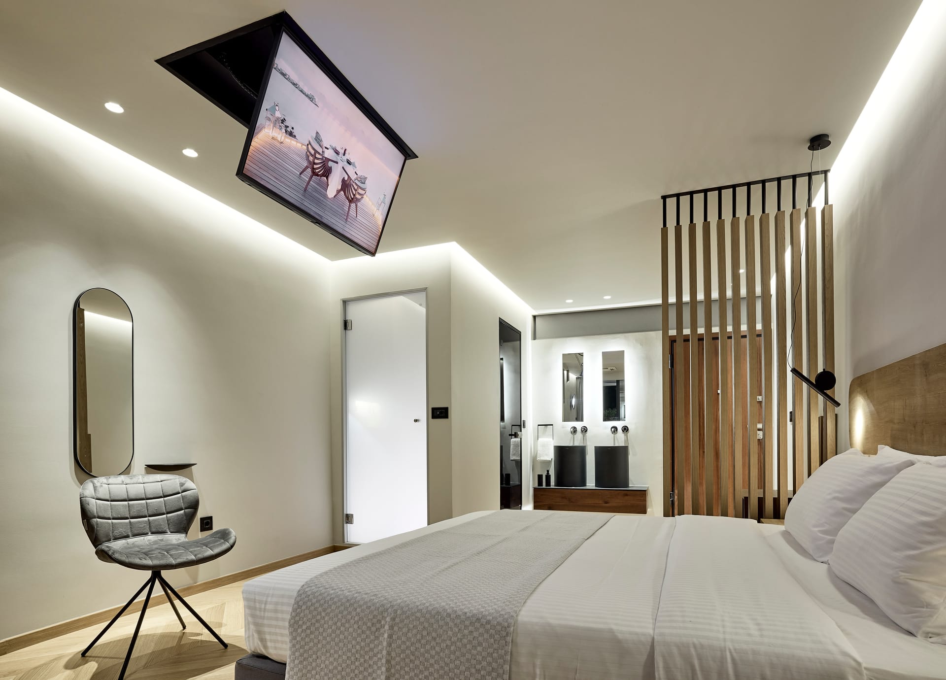 Cama Luxury Suites Kavouri
