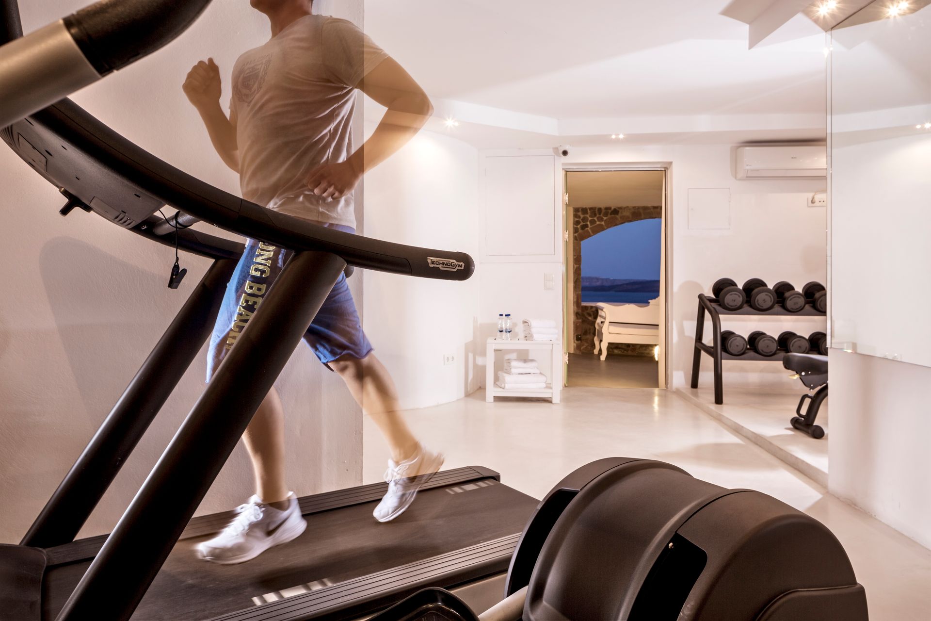 Canaves Oia Suites