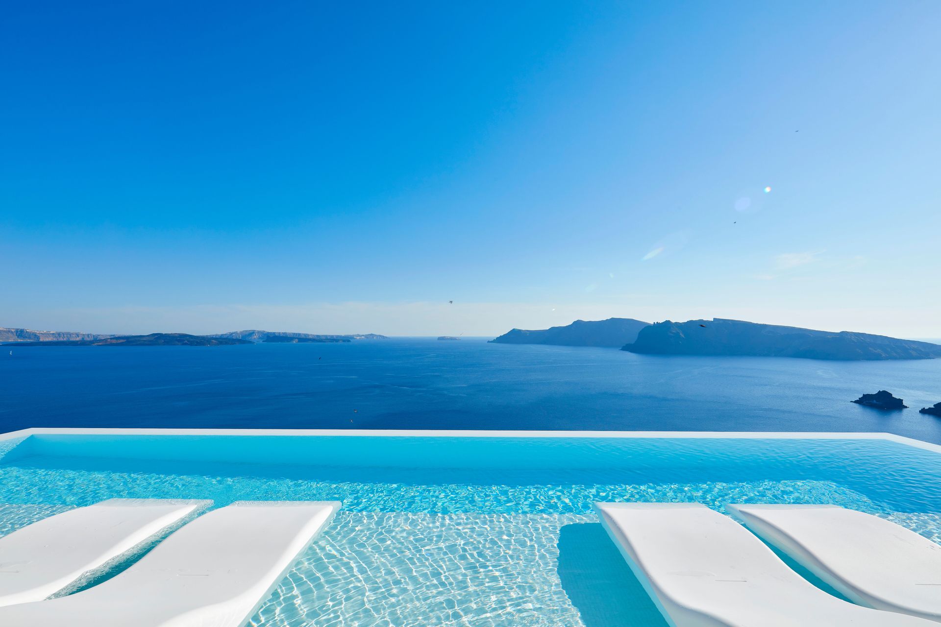 Canaves Oia Suites