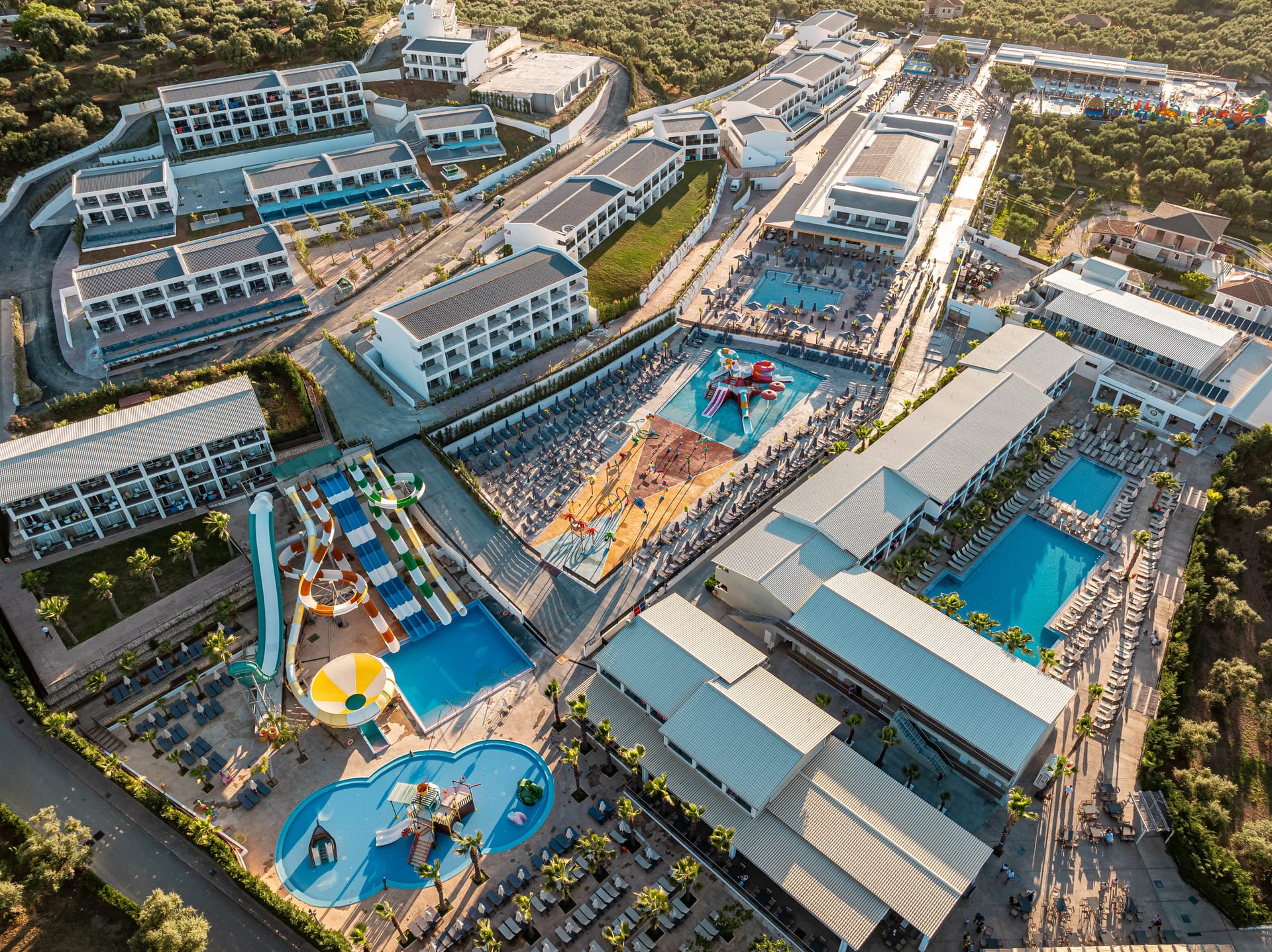 Caretta Paradise Resort & WaterPark