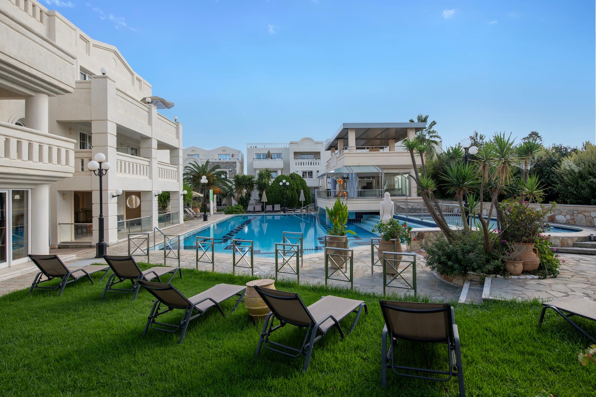 Castle Suites