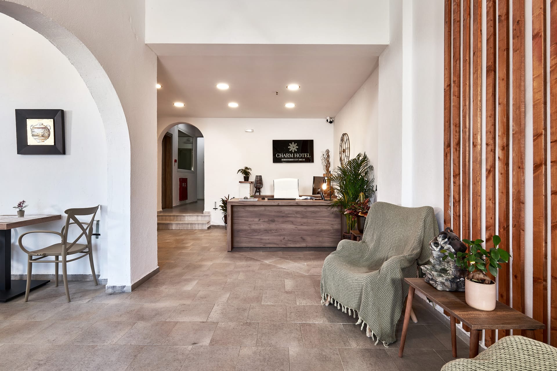 Charm Hotel