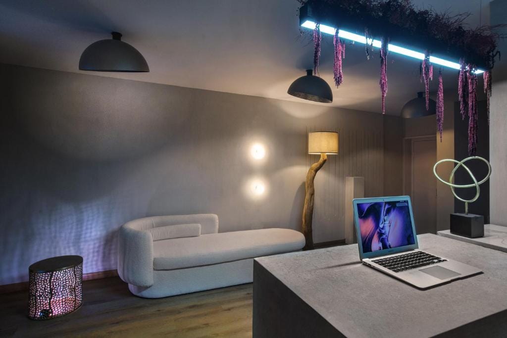 CITYLUXE Suites & Rooms