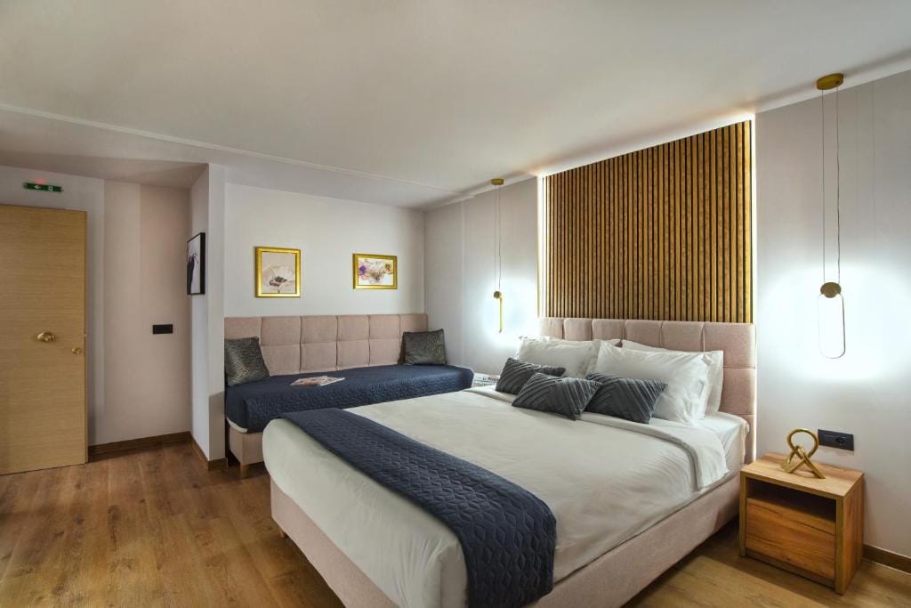 CITYLUXE Suites & Rooms
