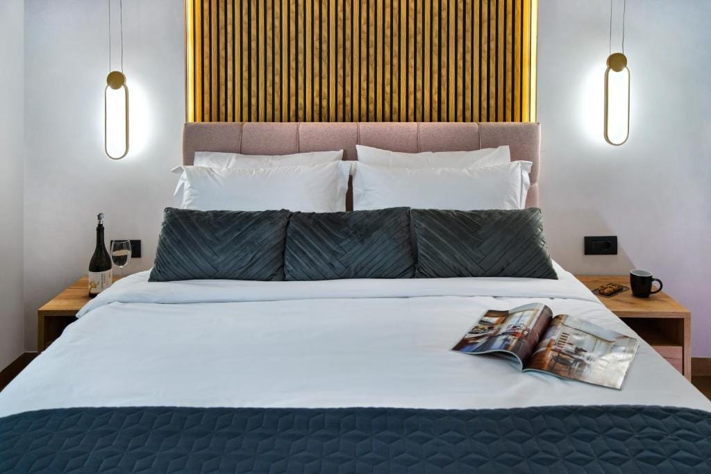 CITYLUXE Suites & Rooms