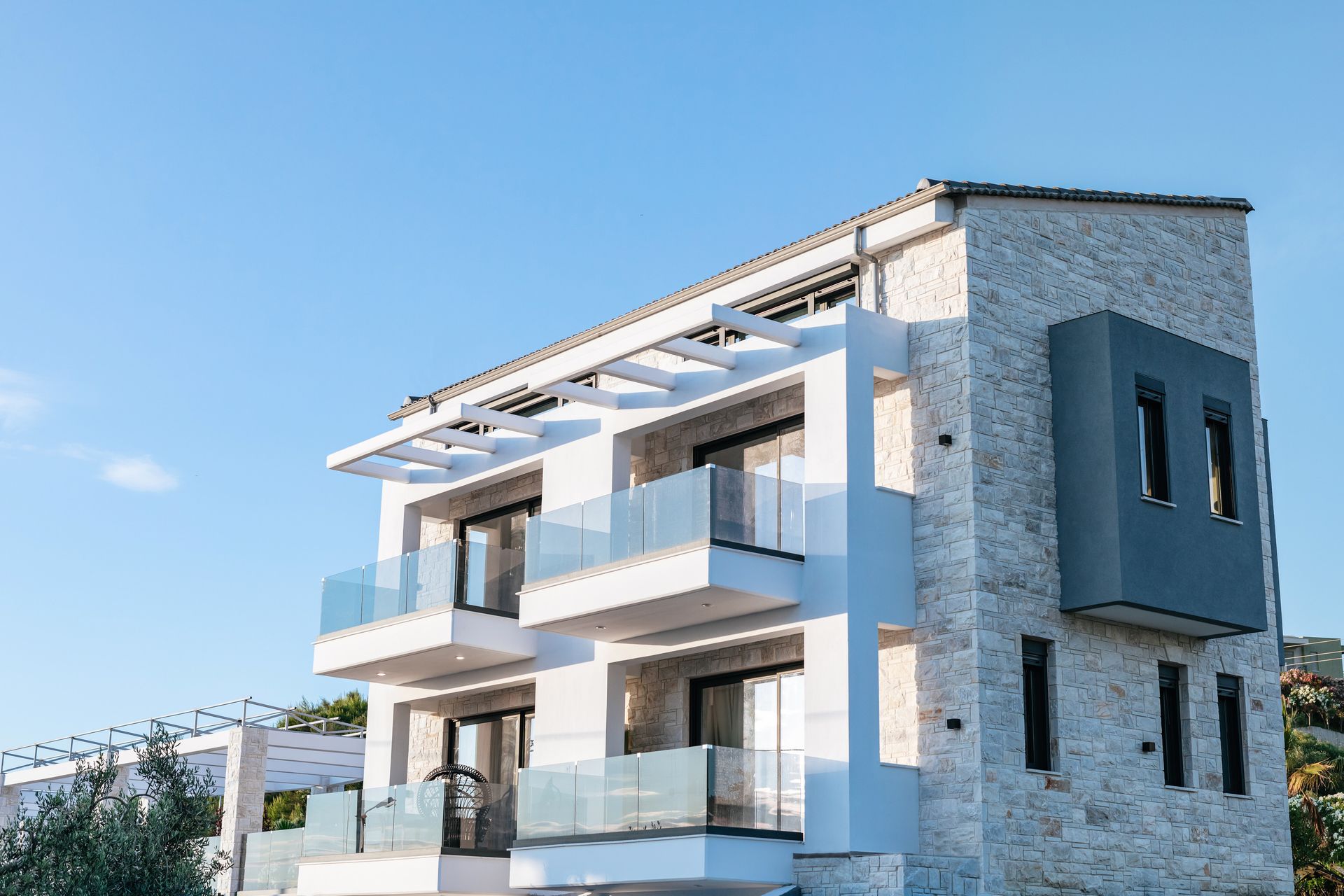 Cocooning Suites by Blue Carpet