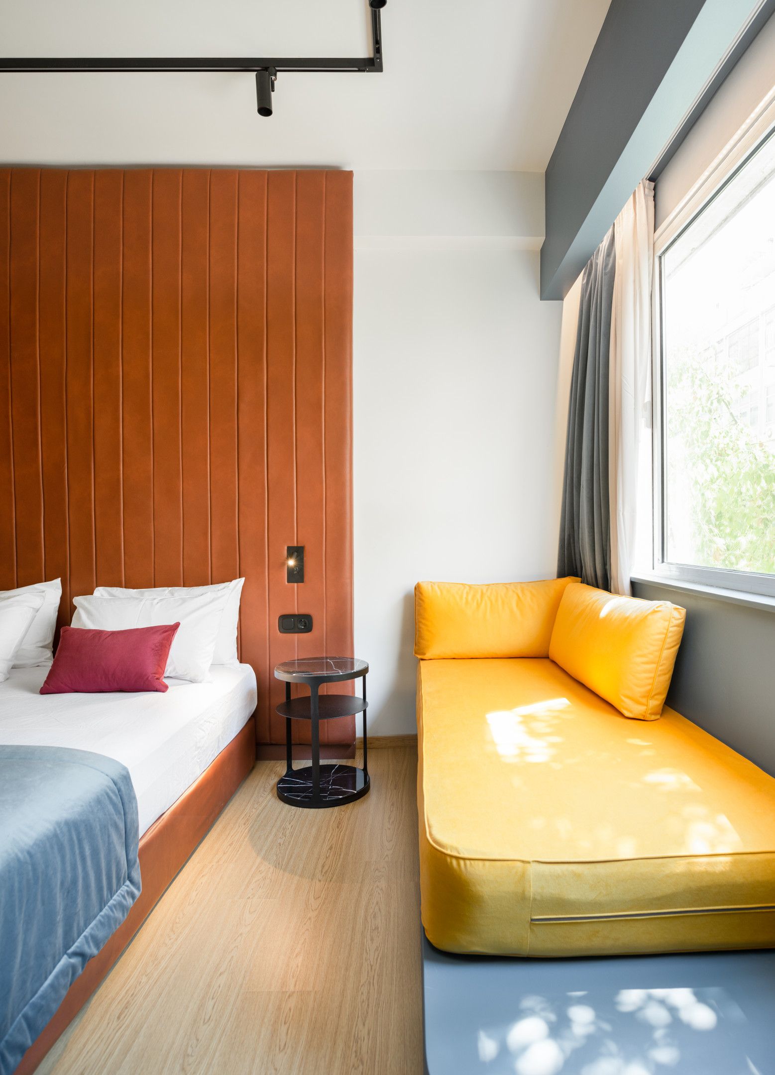 COLORS Hotel Athens