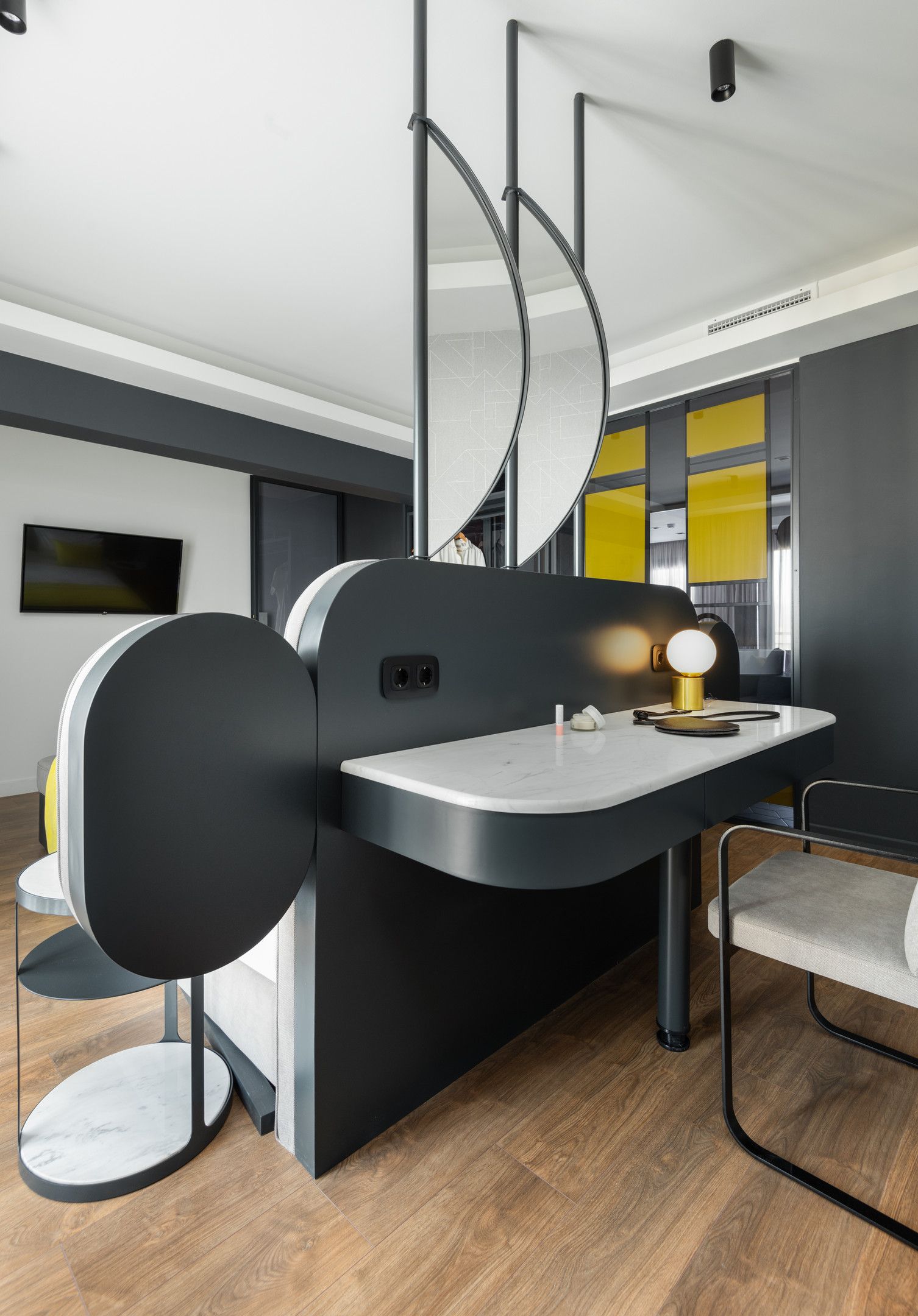COLORS Hotel Athens