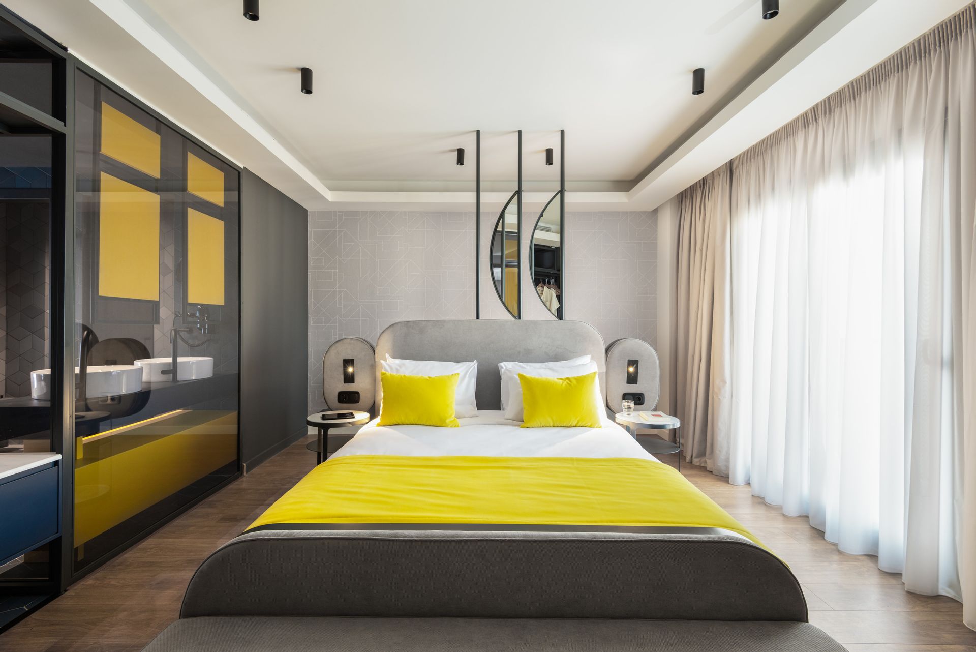 COLORS Hotel Athens