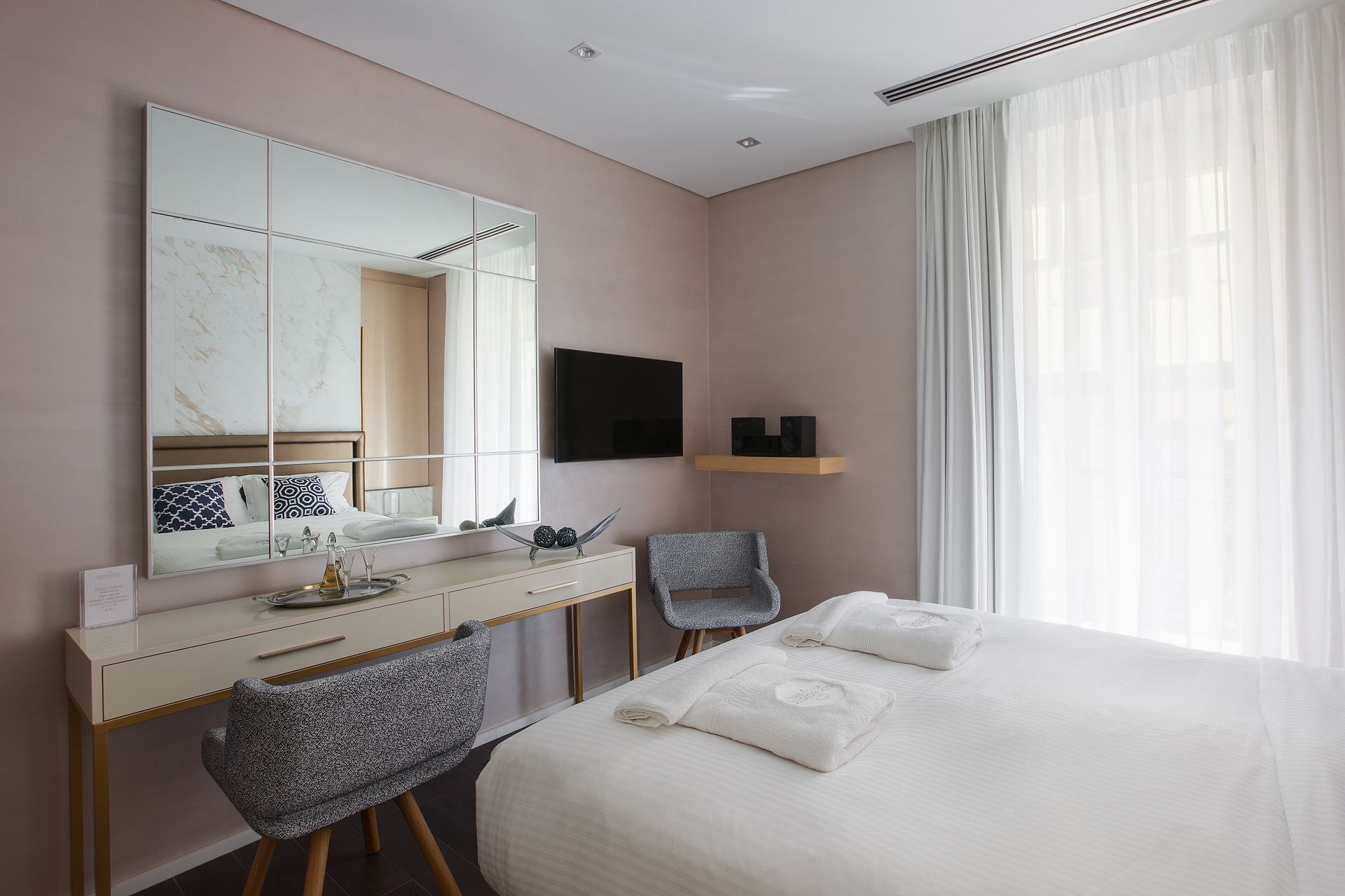 Consolato Boutique Suites