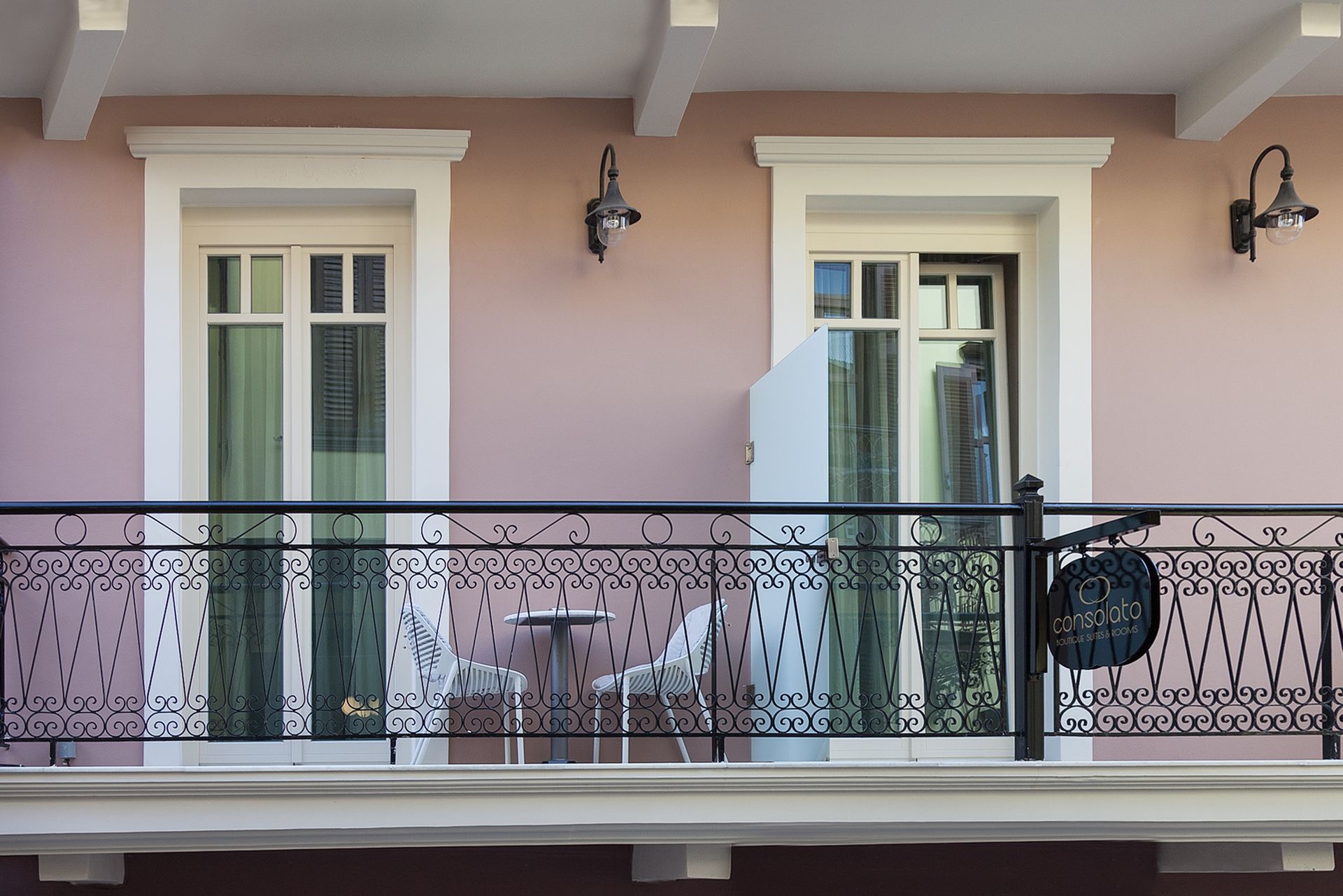 Consolato Boutique Suites