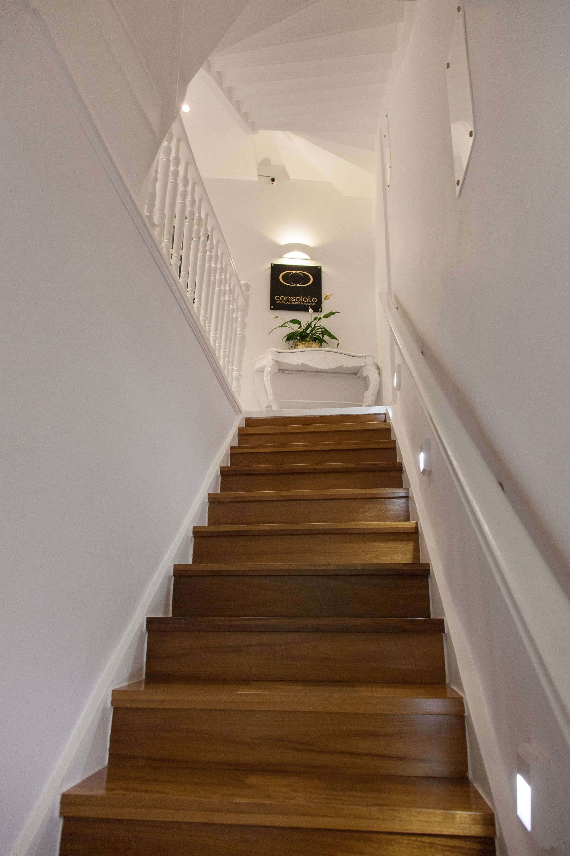 Consolato Boutique Suites