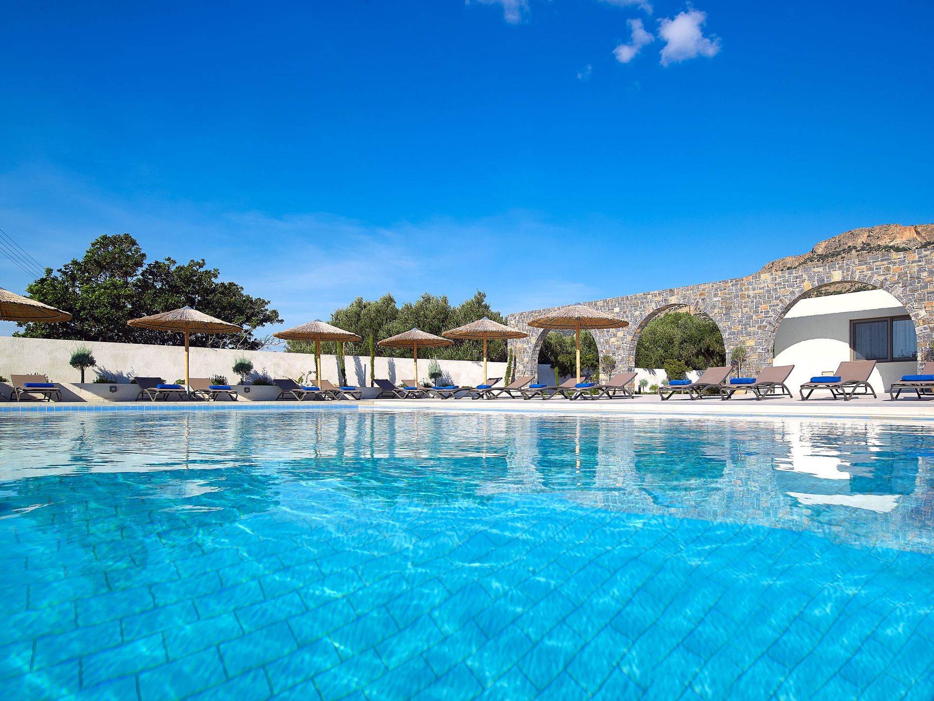 Coriva Beach Hotel